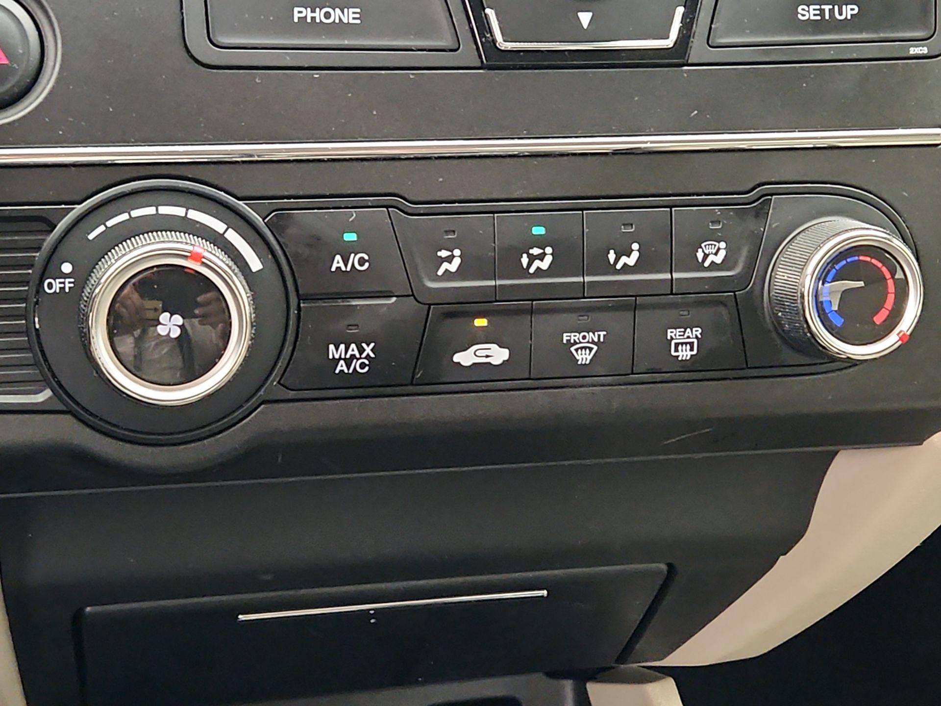 Thumbnail: 2015 Honda Civic - 16