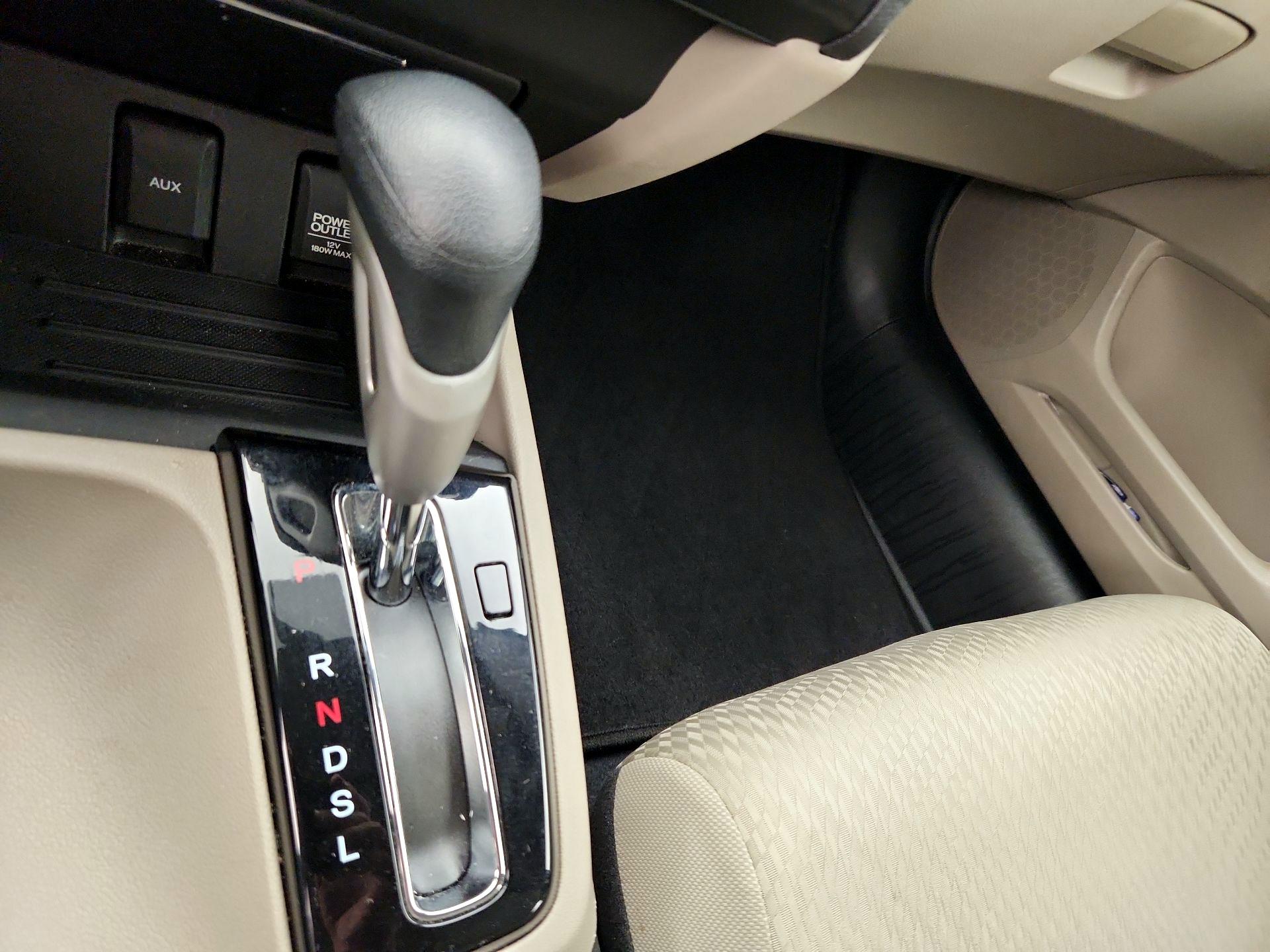 Thumbnail: 2015 Honda Civic - 17