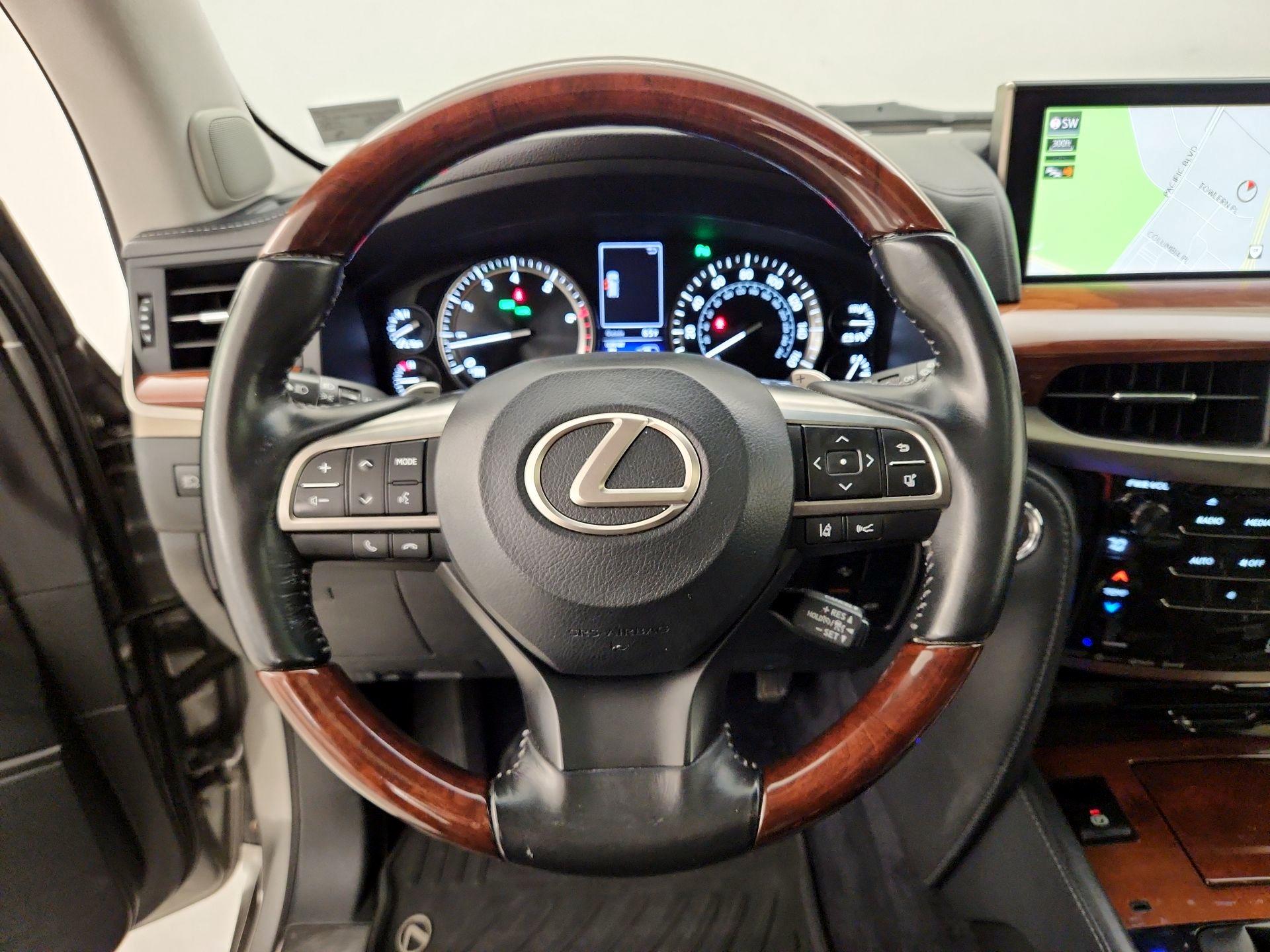 Thumbnail: 2018 Lexus LX - 10