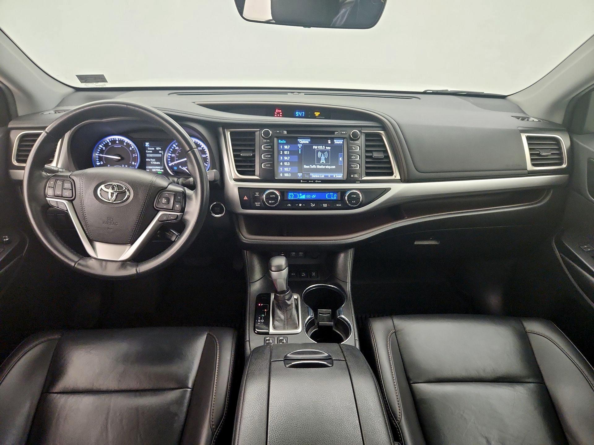Thumbnail: 2019 Toyota Highlander - 9