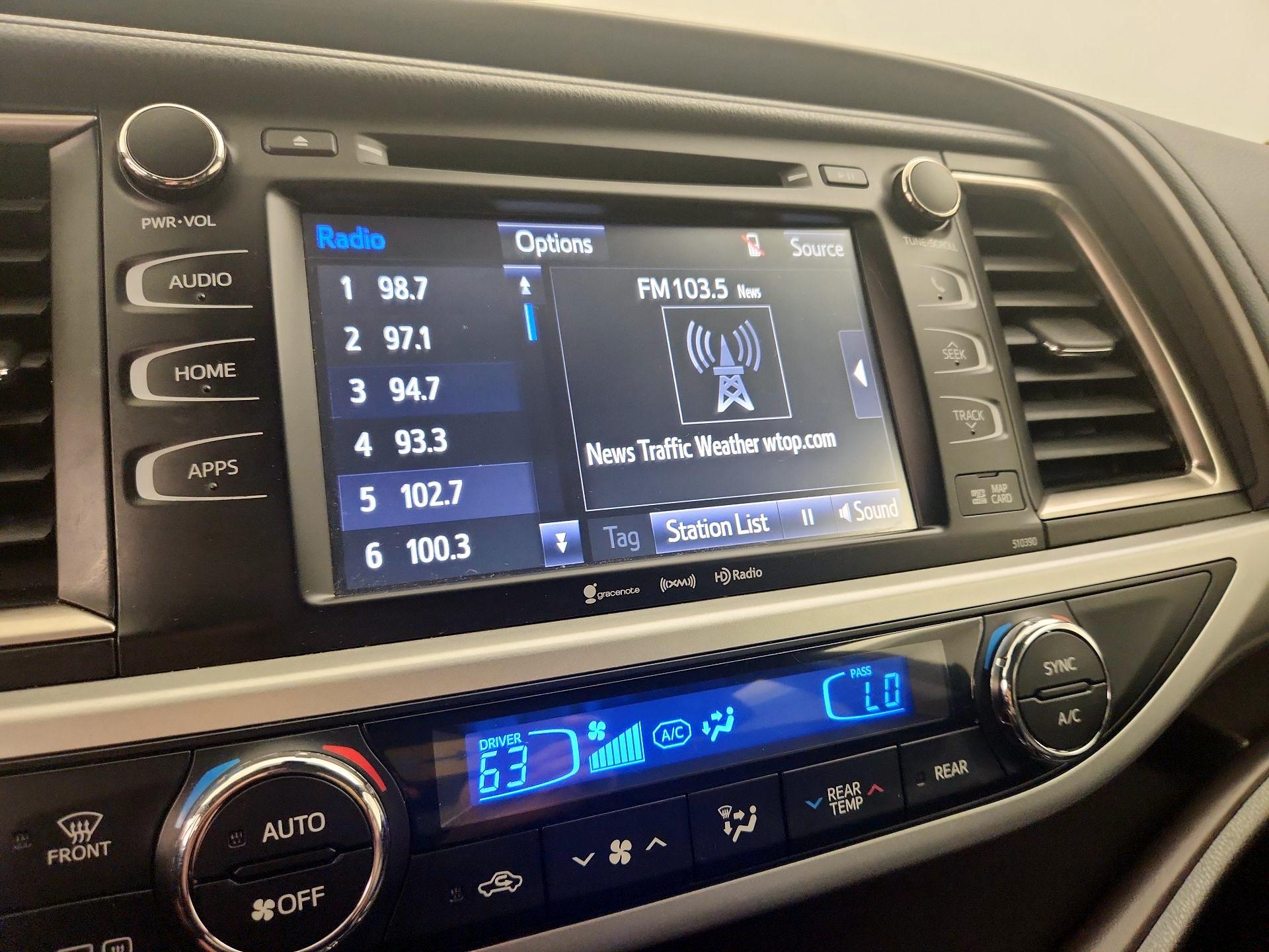 Thumbnail: 2019 Toyota Highlander - 15