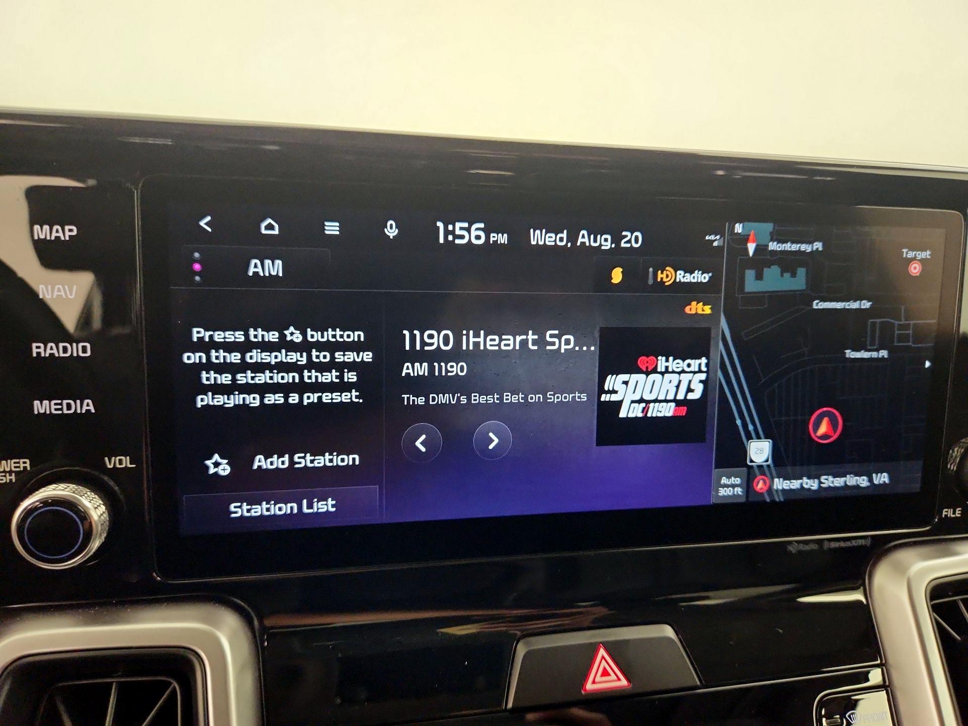 Thumbnail: 2023 Kia Sorento - 16