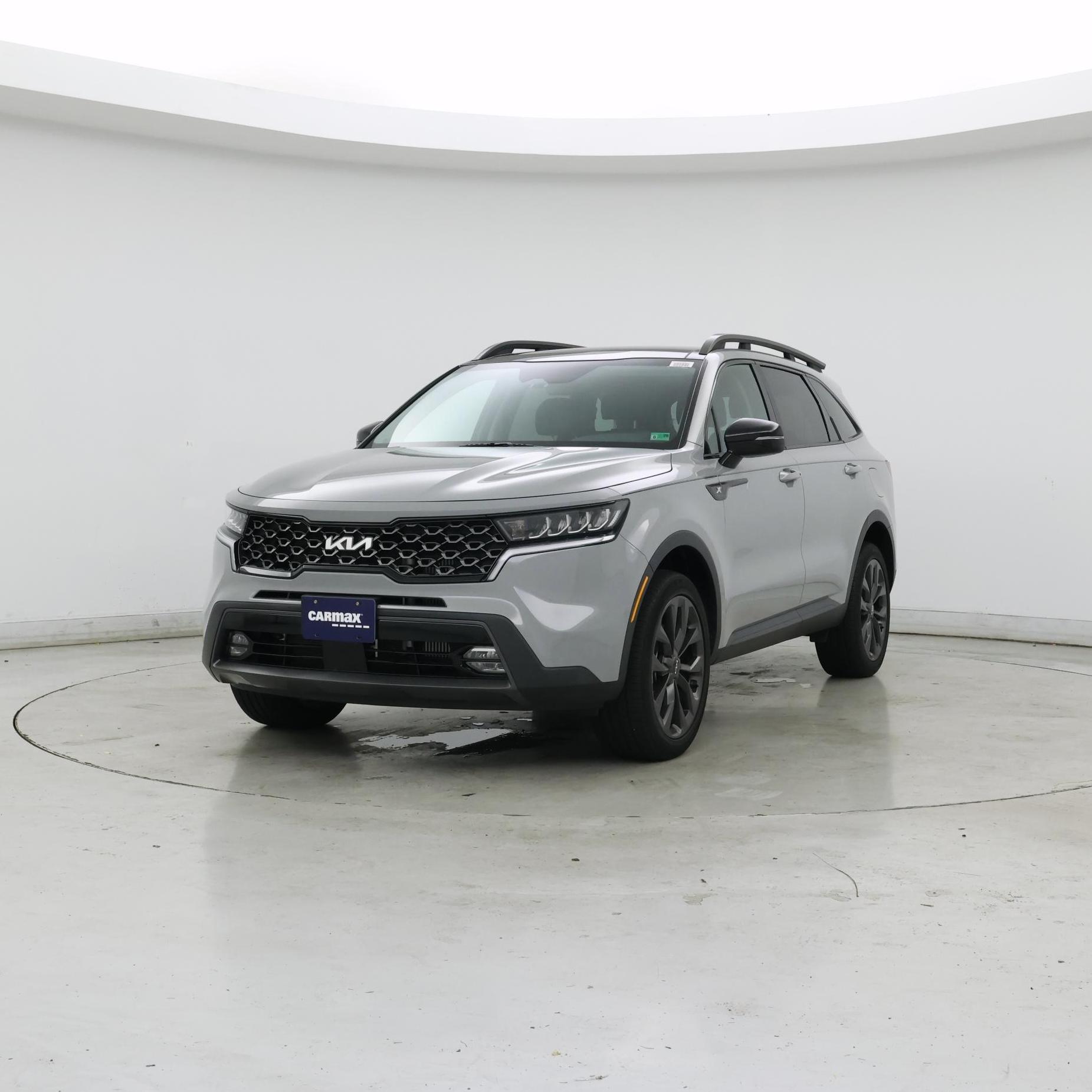 Thumbnail: 2023 Kia Sorento - 4