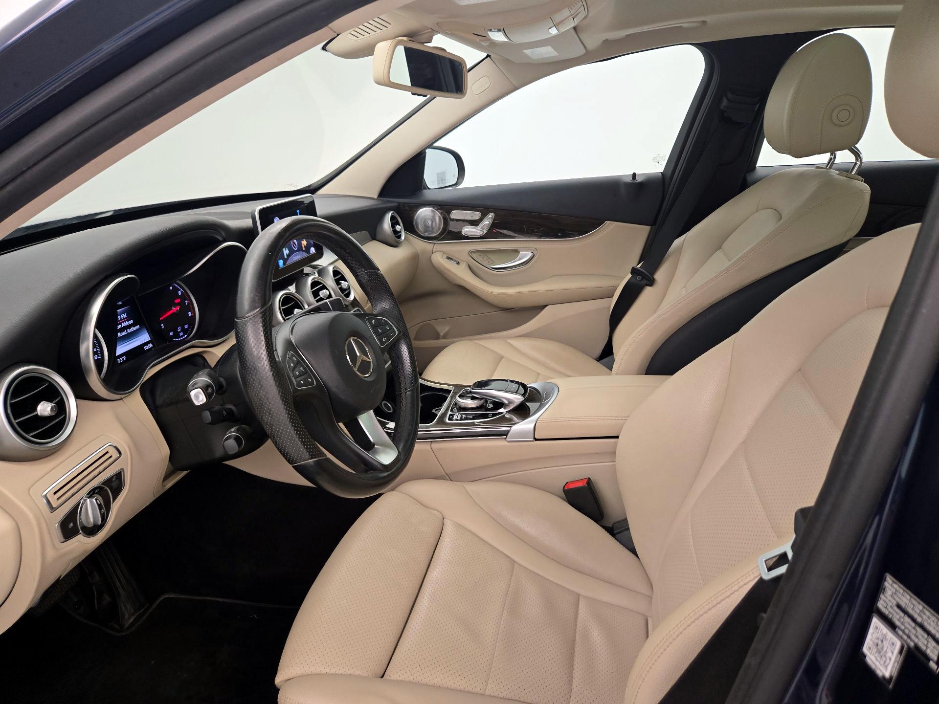 Thumbnail: 2015 Mercedes-Benz C-Class - 11