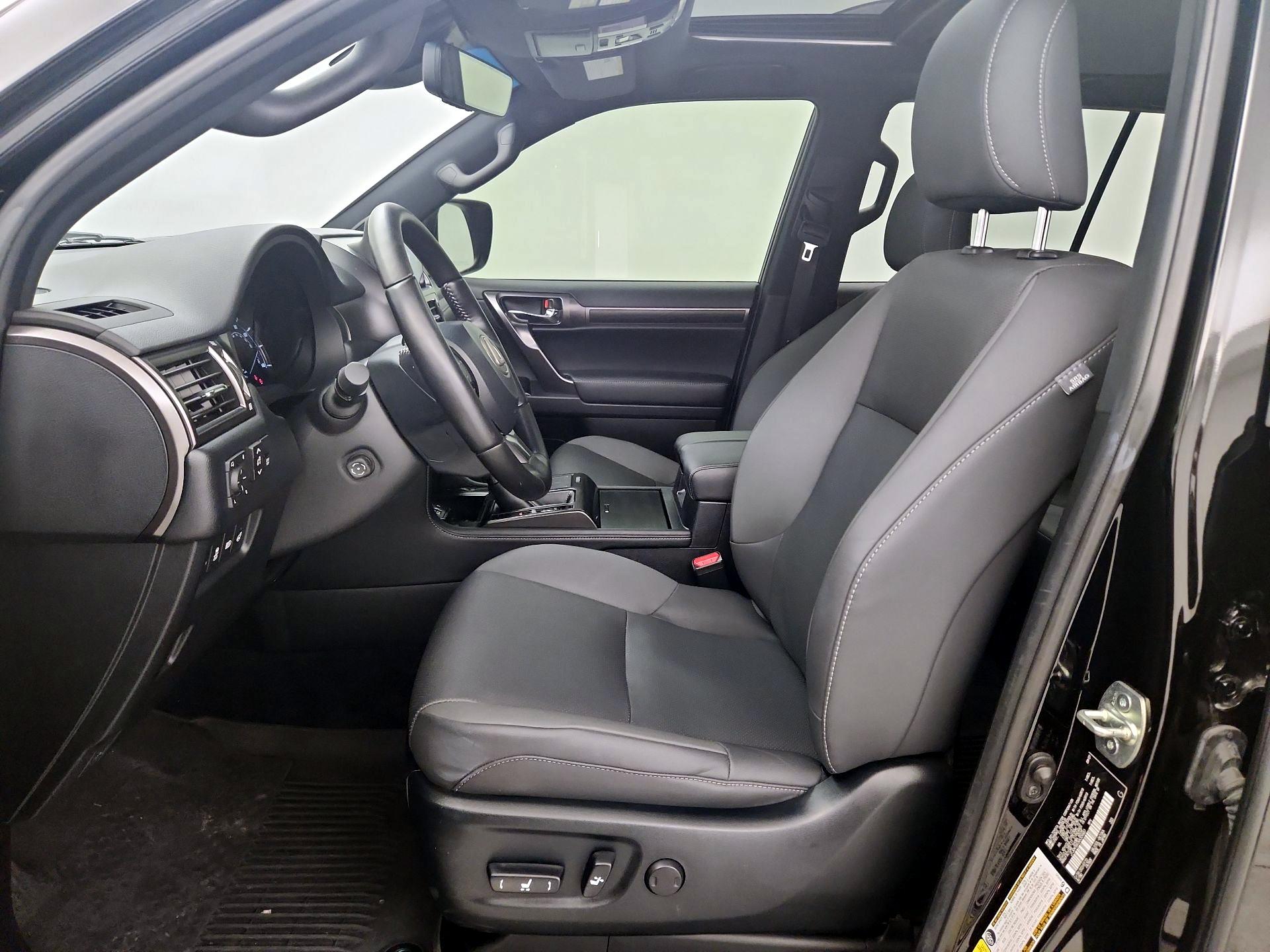 Thumbnail: 2022 Lexus GX - 11