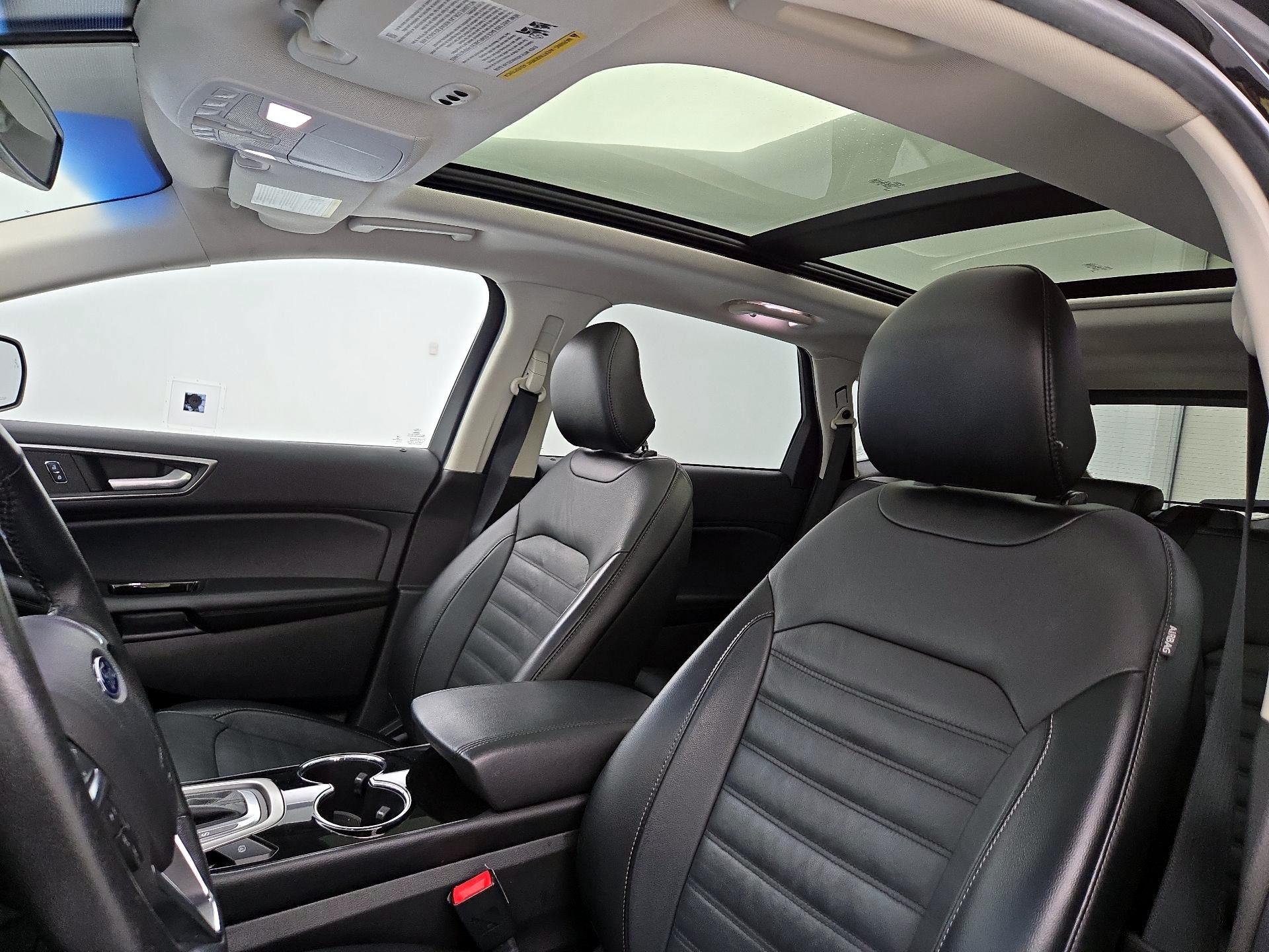 Thumbnail: 2017 Ford Edge - 20