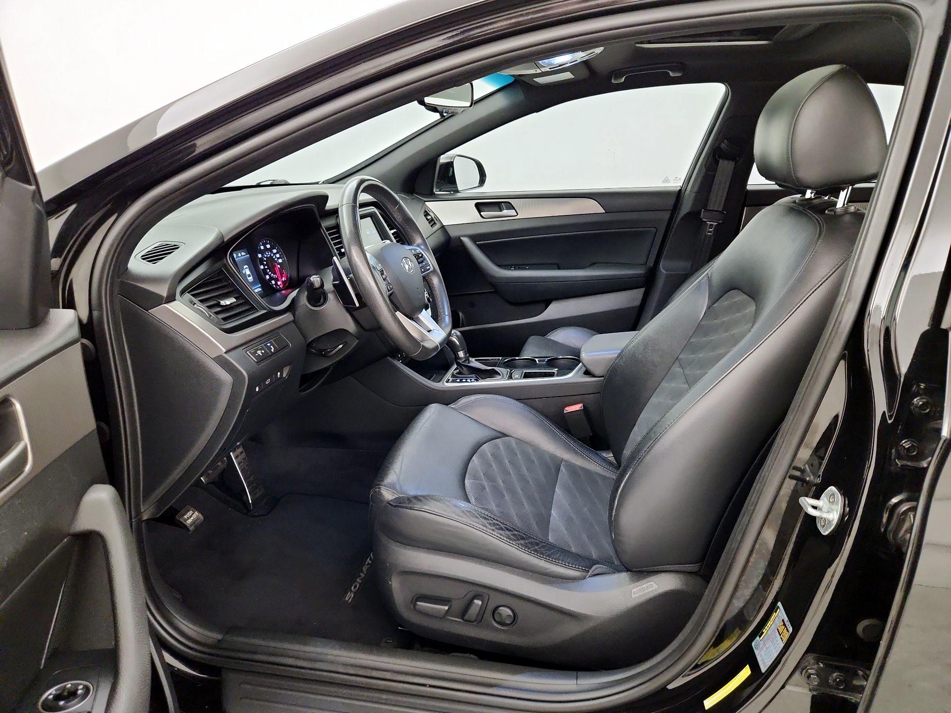 Thumbnail: 2019 Hyundai Sonata - 9