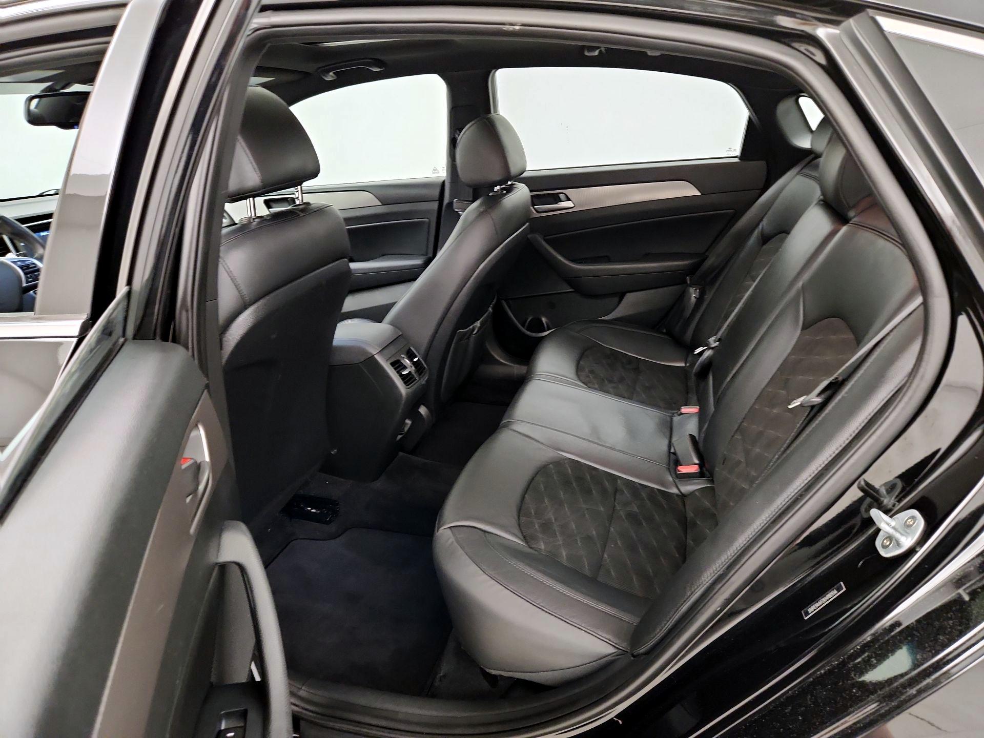 Thumbnail: 2019 Hyundai Sonata - 18