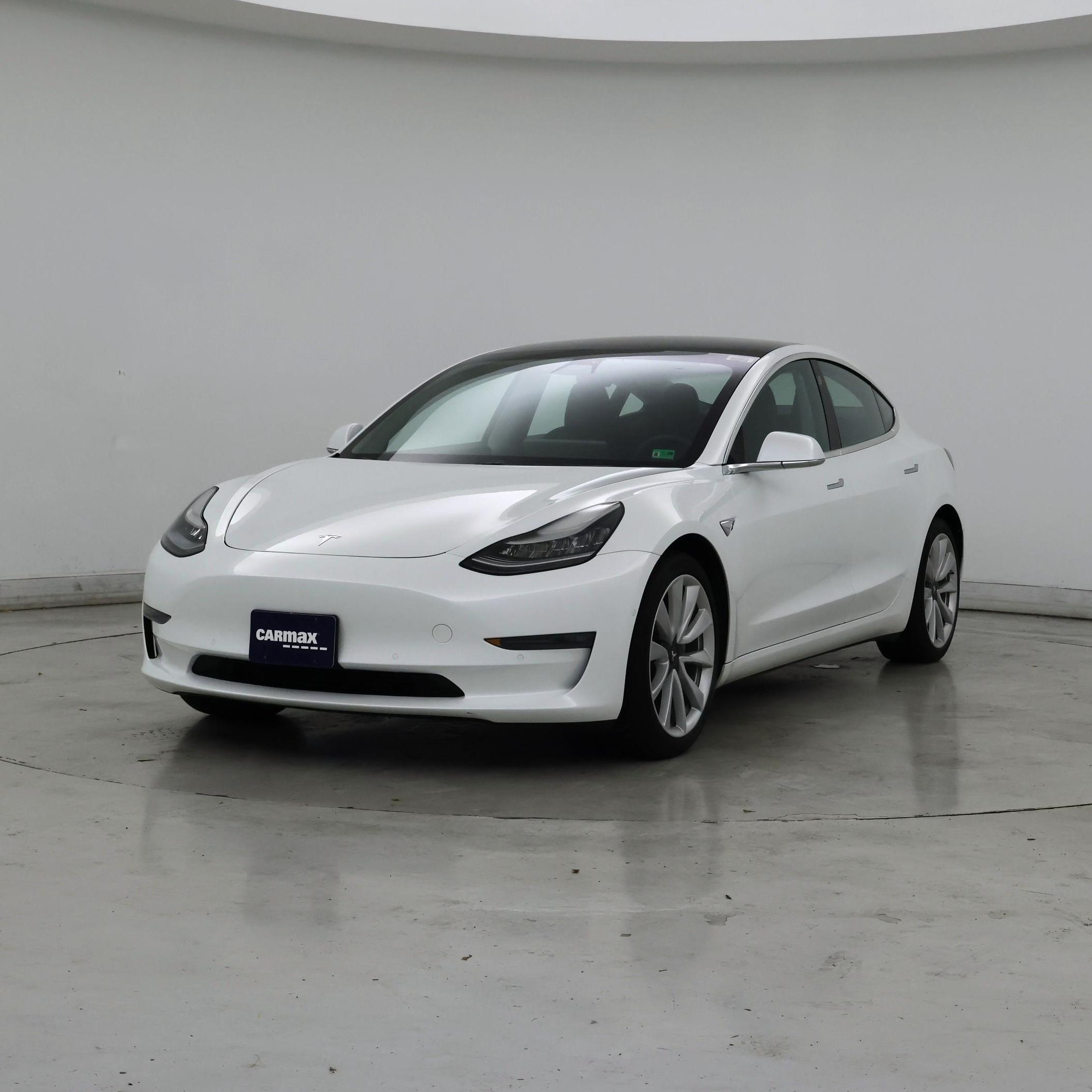 Thumbnail: 2020 Tesla Model 3 - 4