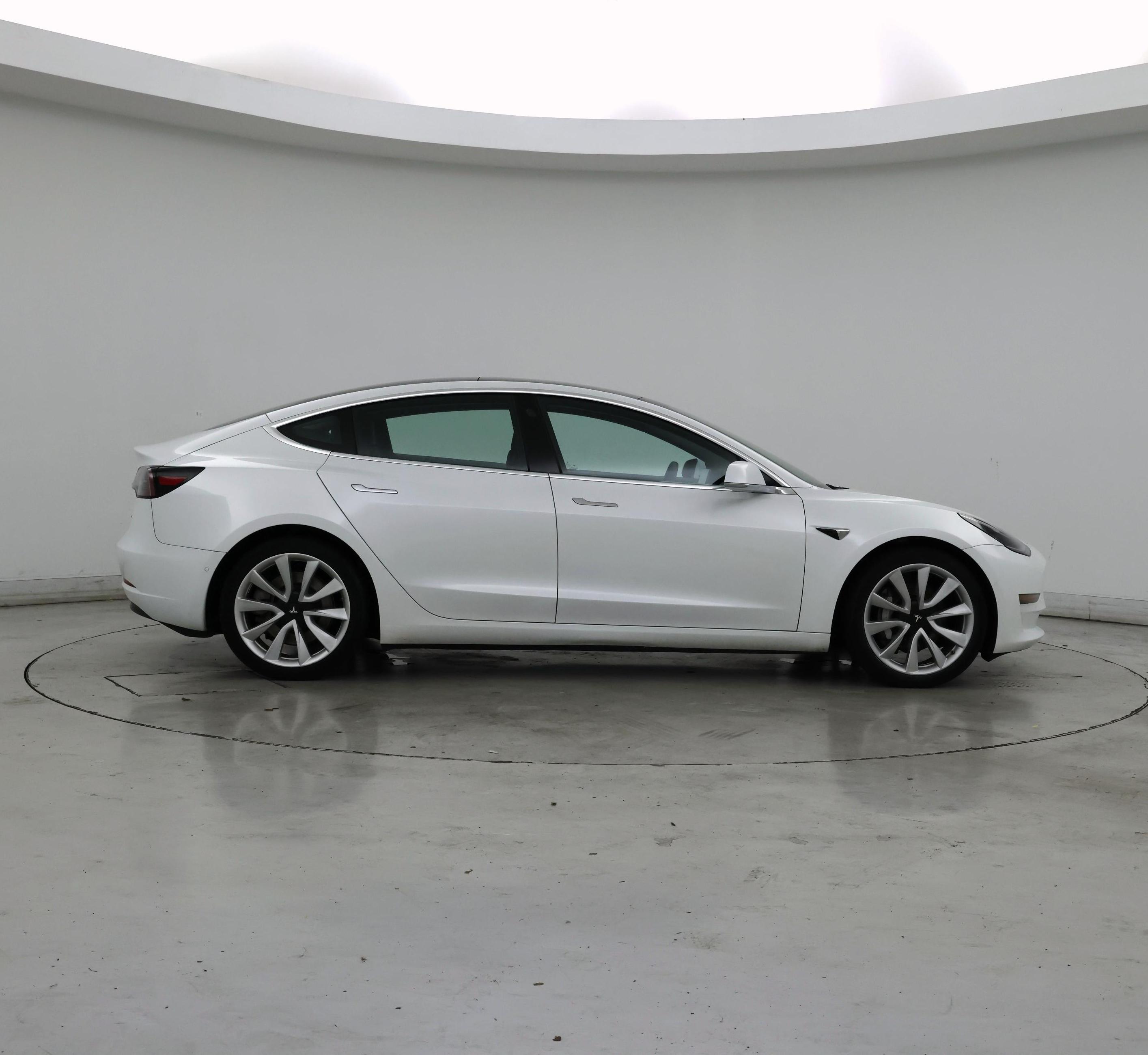 Thumbnail: 2020 Tesla Model 3 - 7