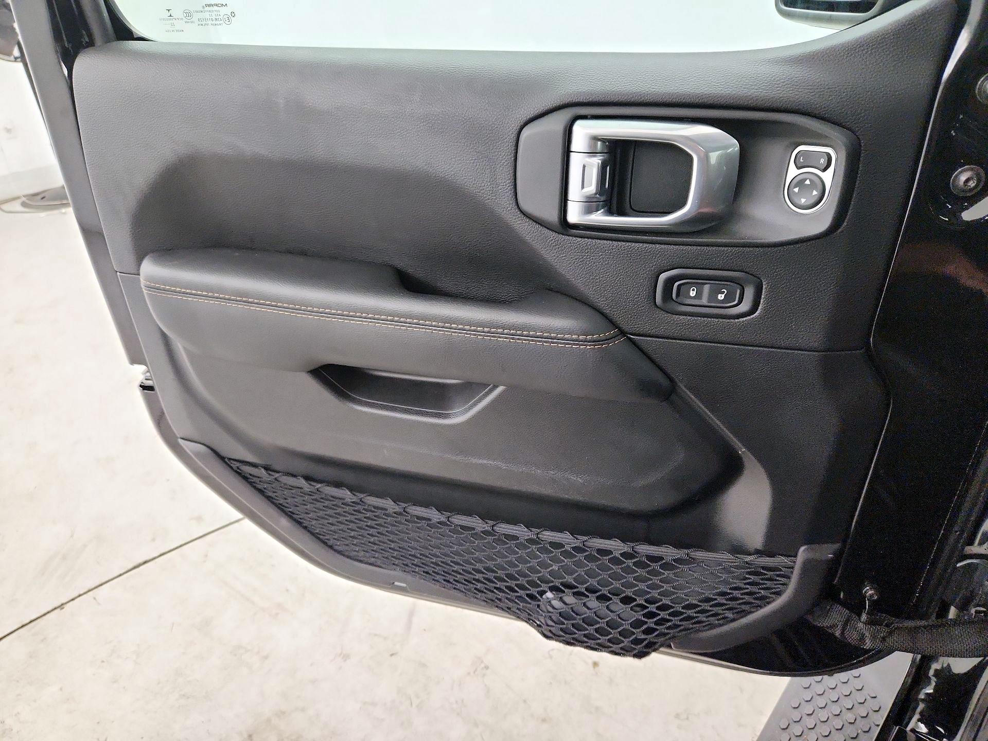 Thumbnail: 2022 Jeep Wrangler - 12
