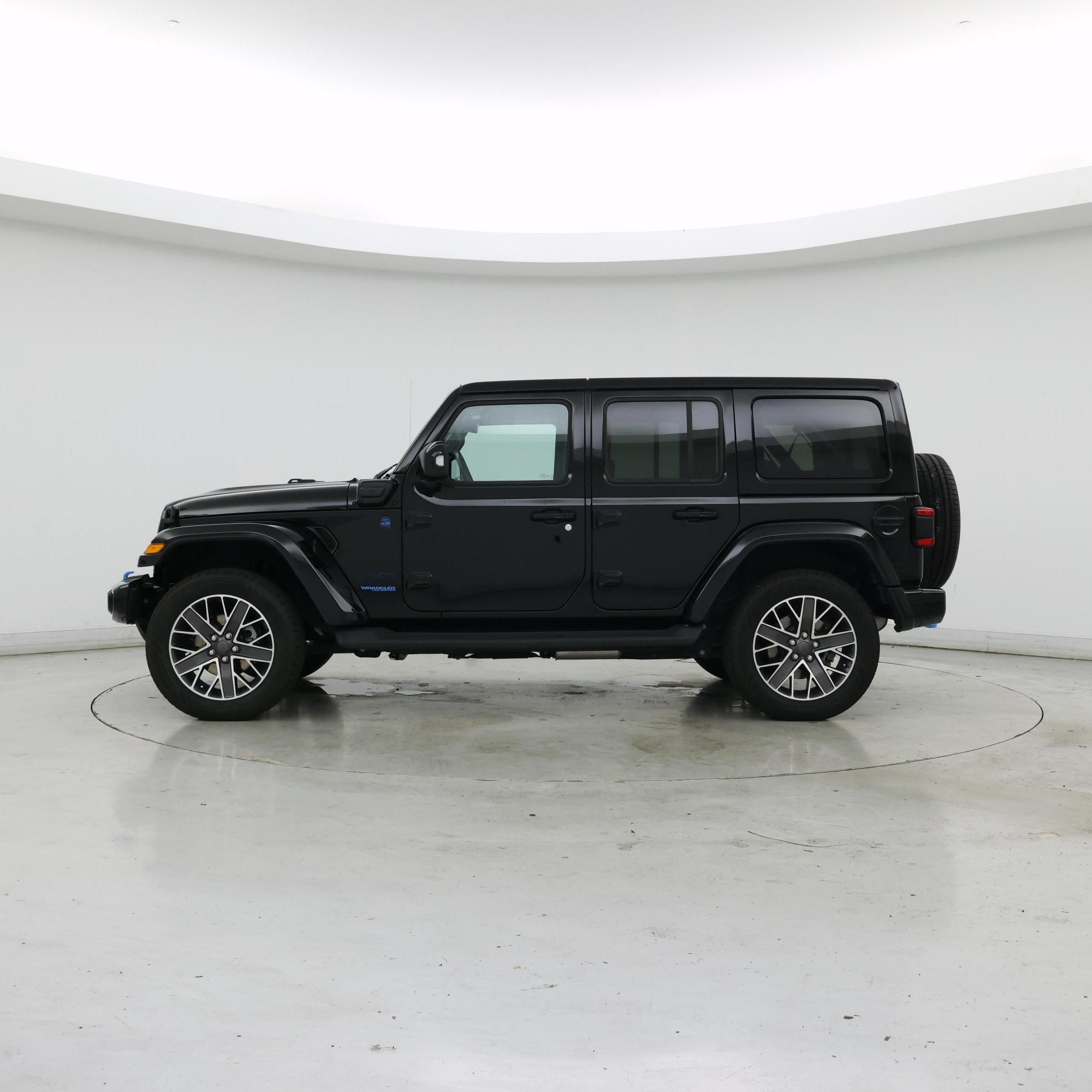 Thumbnail: 2022 Jeep Wrangler - 3