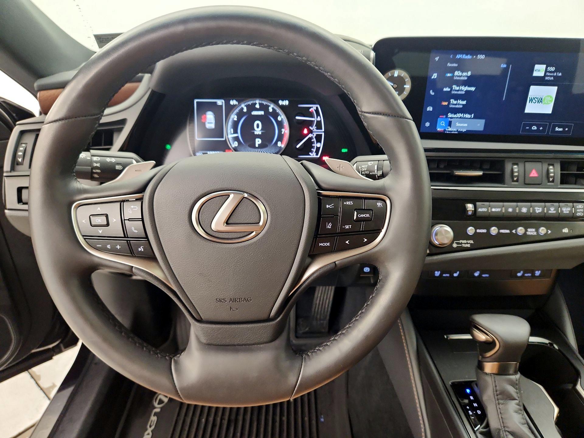 Thumbnail: 2024 Lexus ES - 10