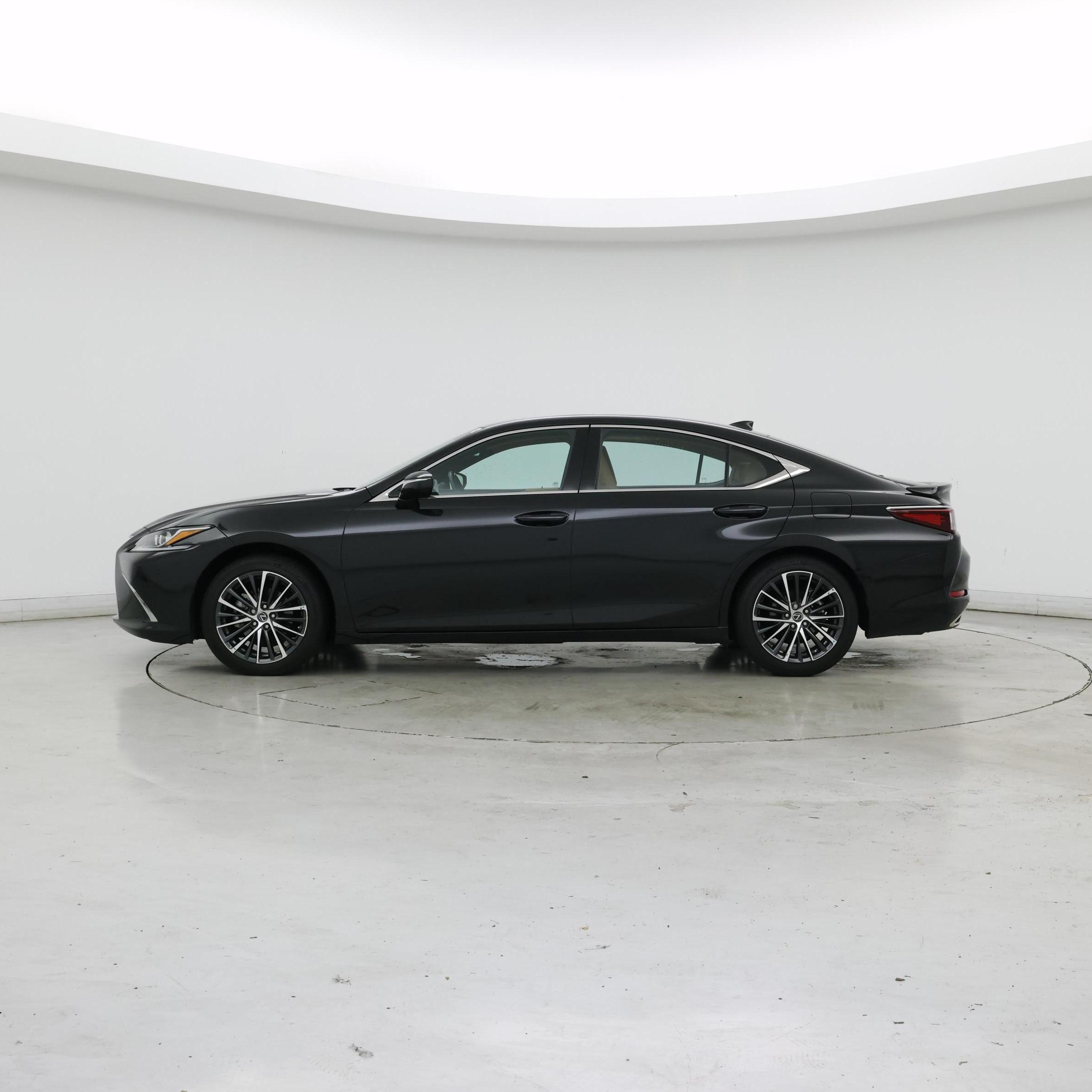 Thumbnail: 2024 Lexus ES - 3