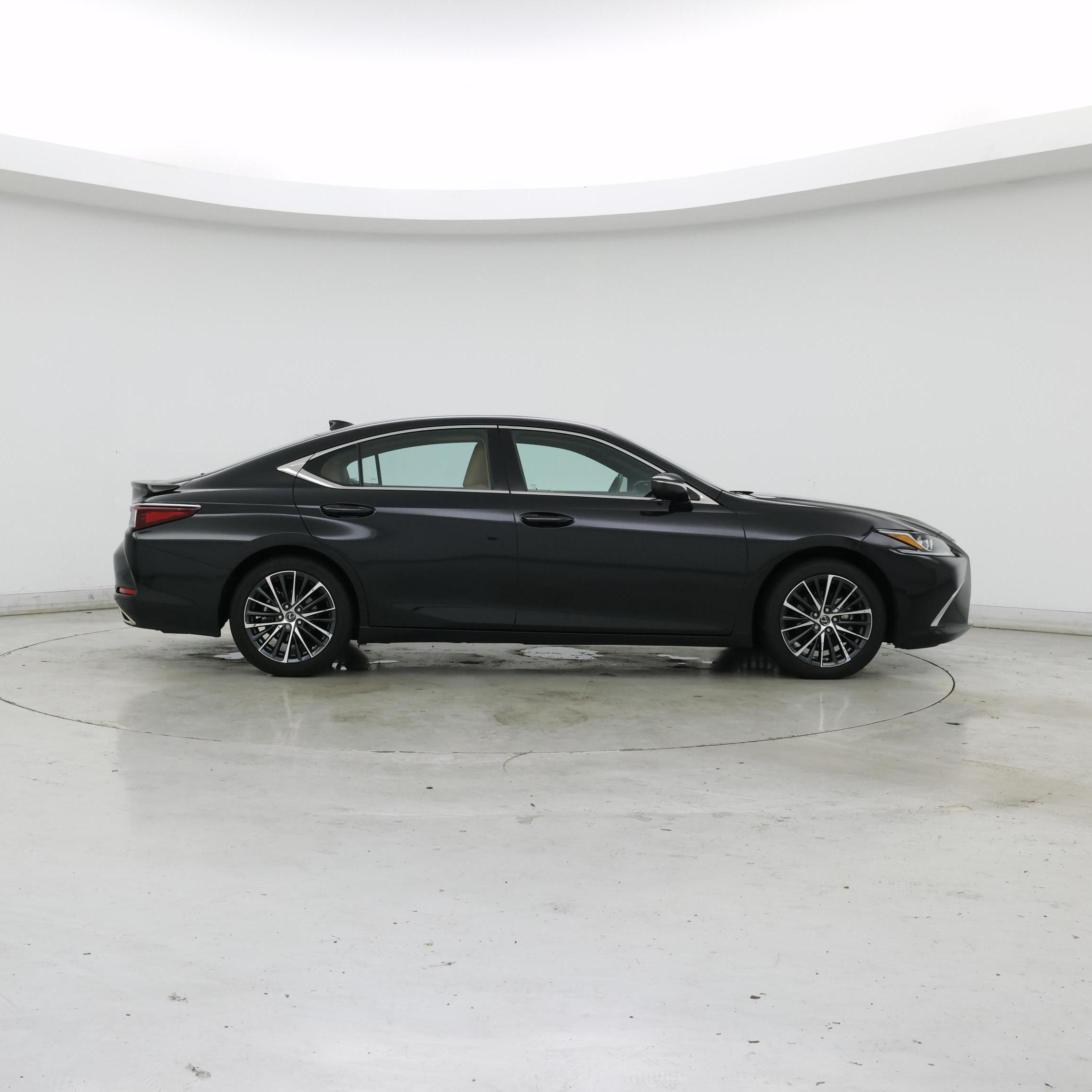 Thumbnail: 2024 Lexus ES - 7
