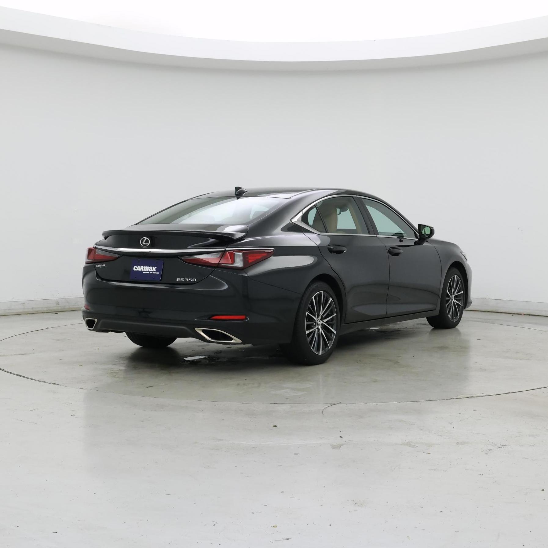 Thumbnail: 2024 Lexus ES - 8