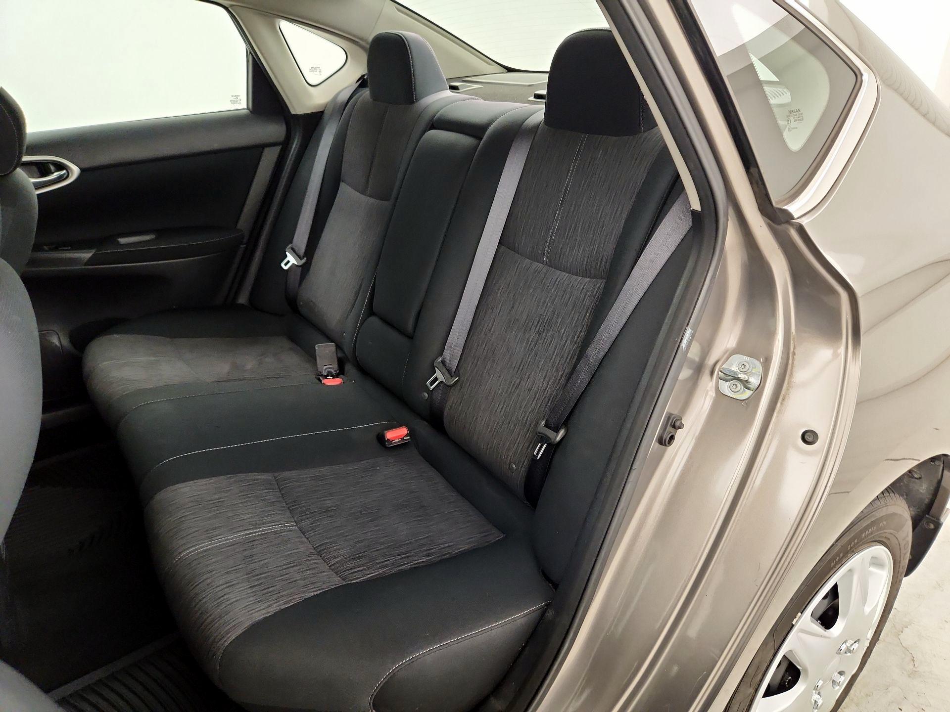 Thumbnail: 2015 Nissan Sentra - 19
