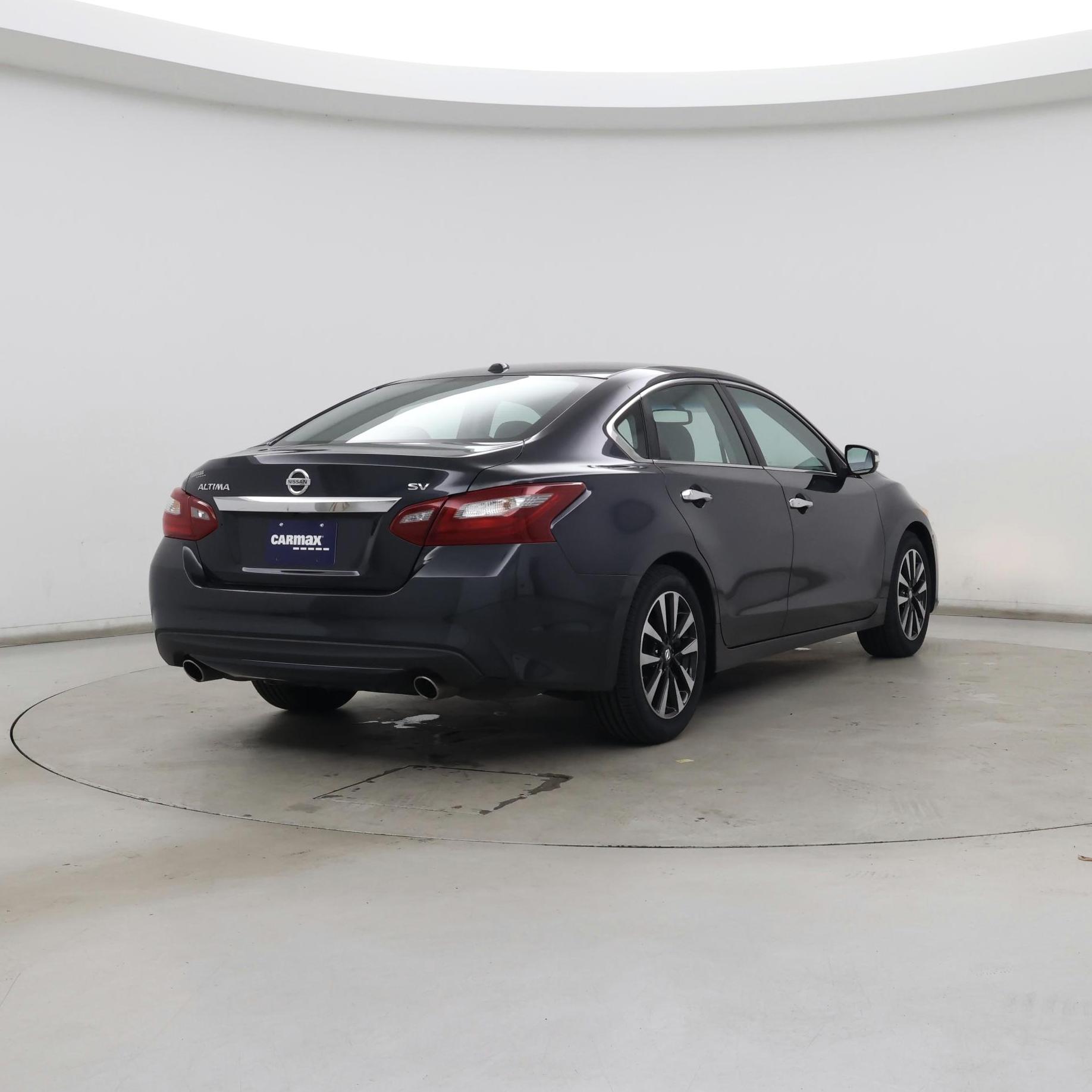 Thumbnail: 2018 Nissan Altima - 8