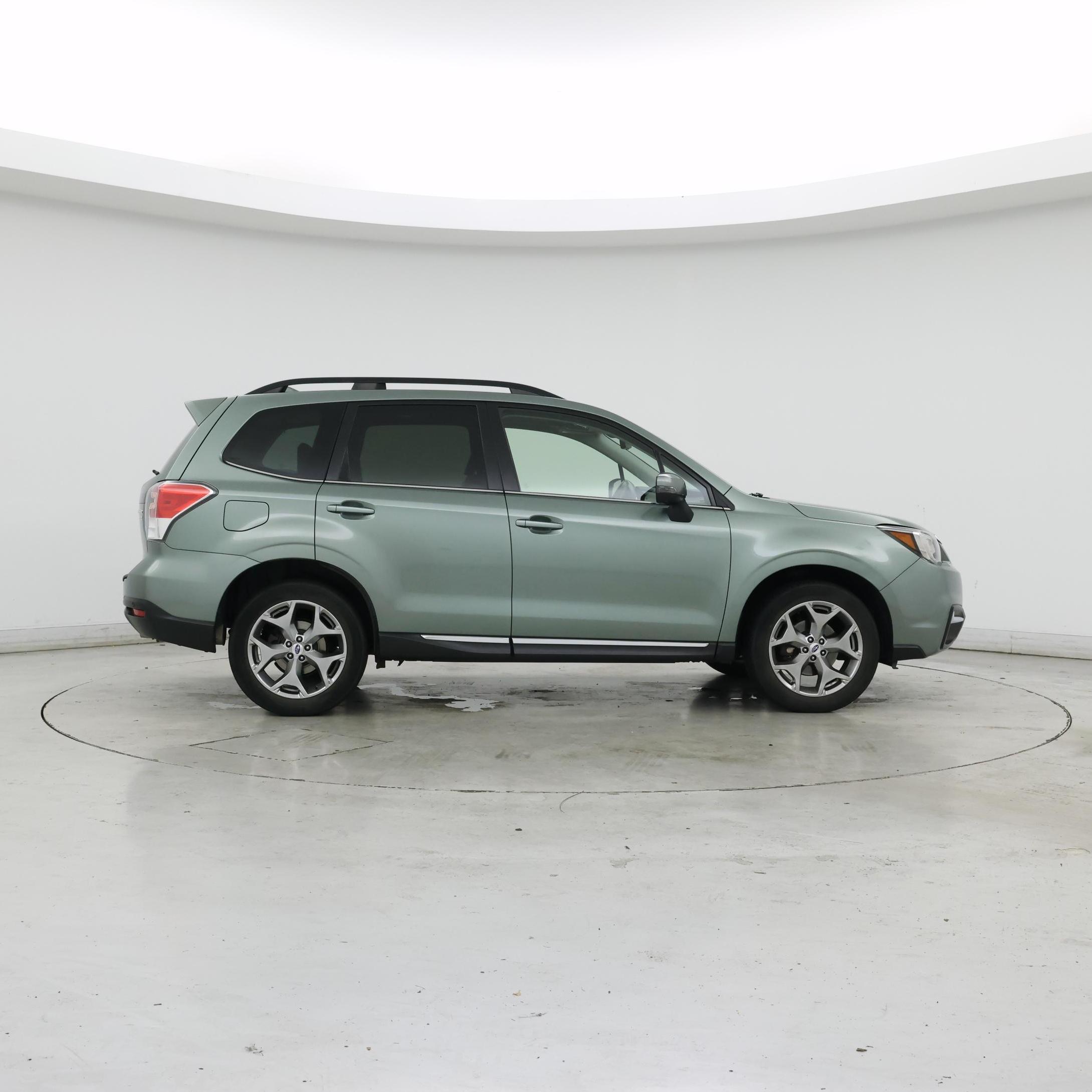 Thumbnail: 2017 Subaru Forester - 7