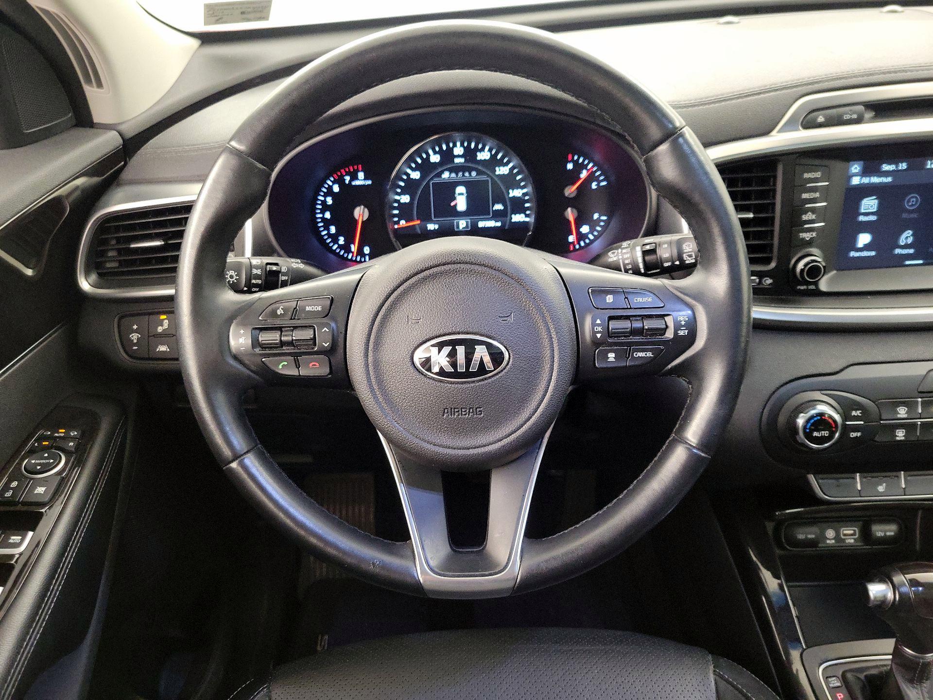 Thumbnail: 2018 Kia Sorento - 10