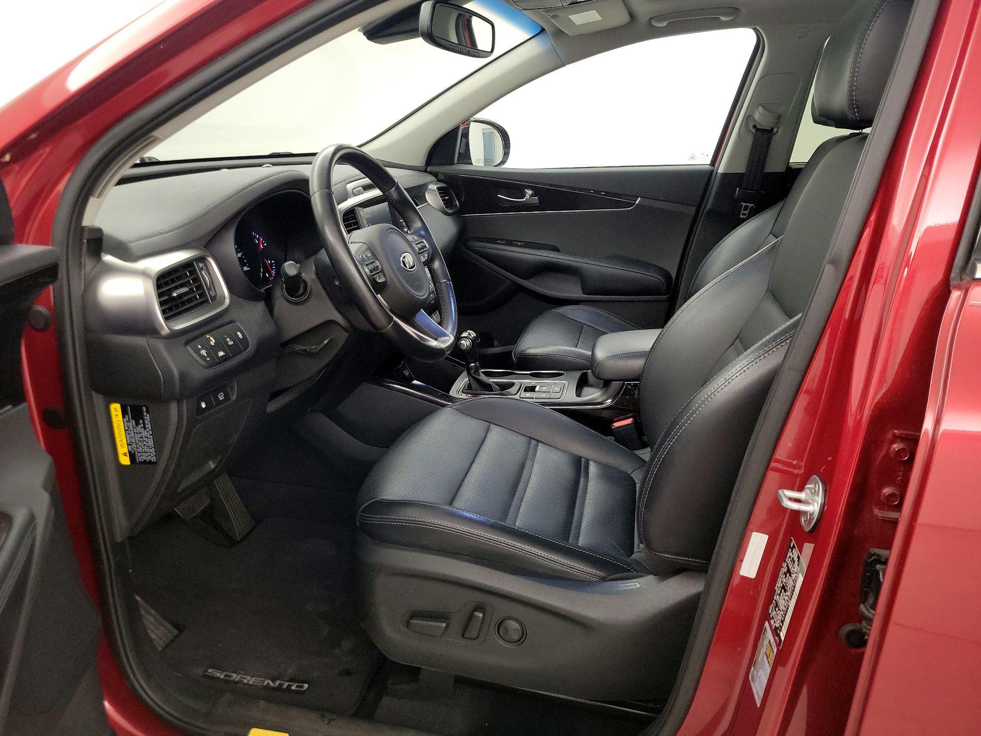 Thumbnail: 2018 Kia Sorento - 11