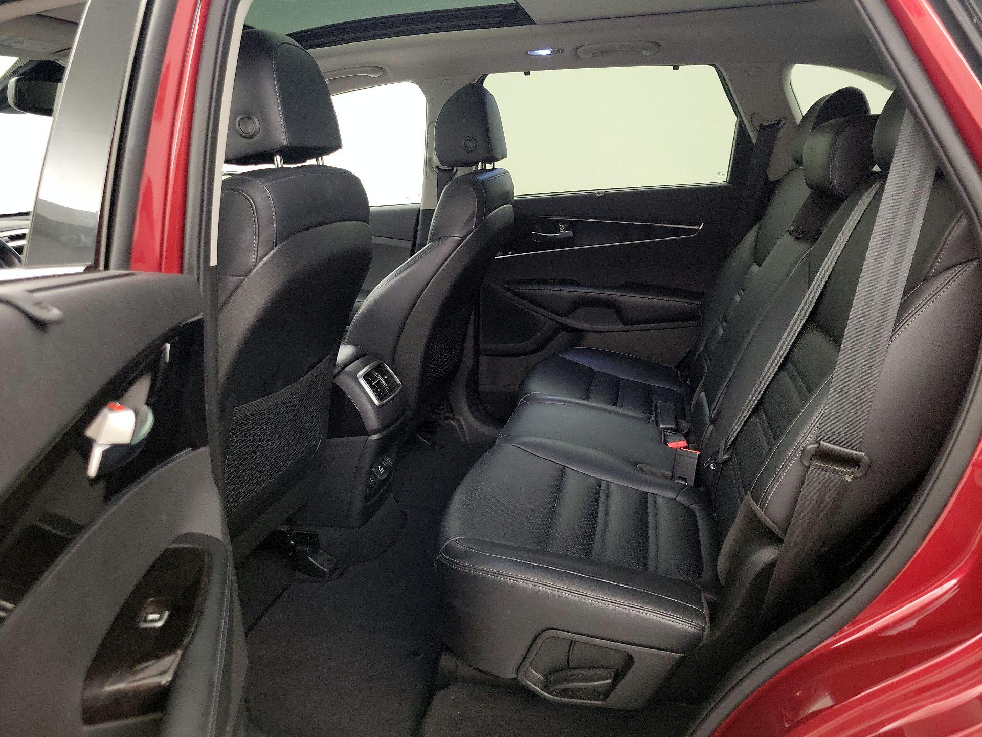 Thumbnail: 2018 Kia Sorento - 20