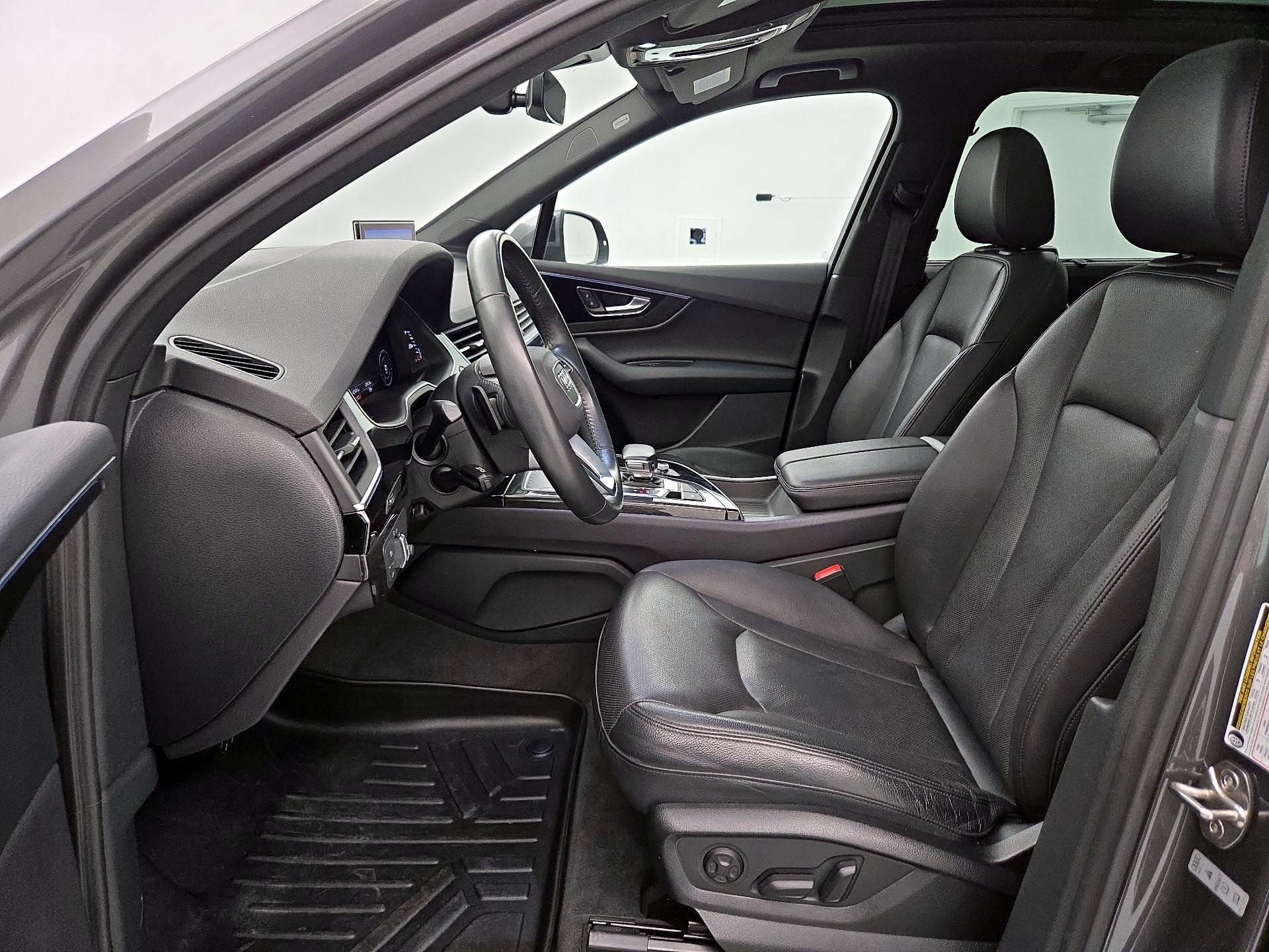 Thumbnail: 2019 Audi Q7 - 11