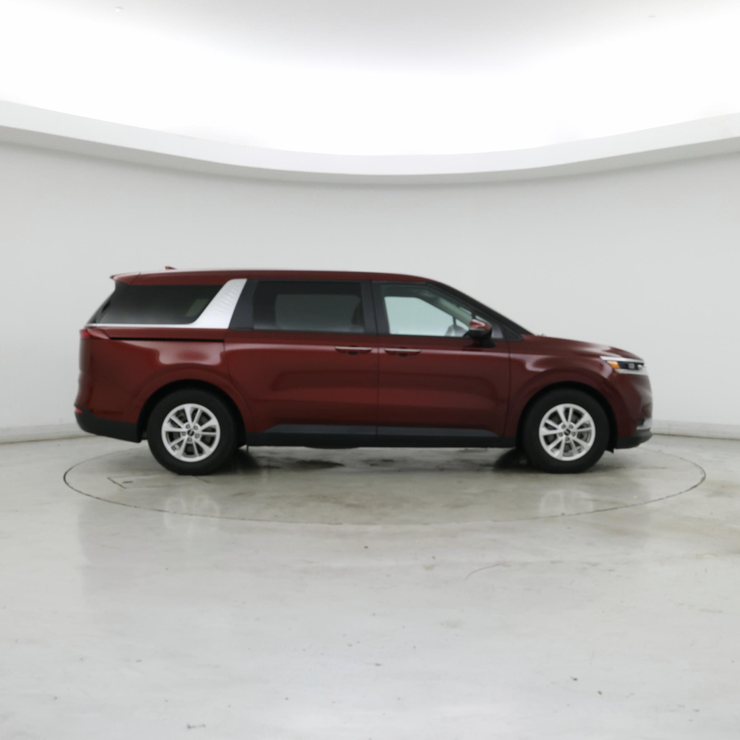 Thumbnail: 2023 Kia Carnival - 7