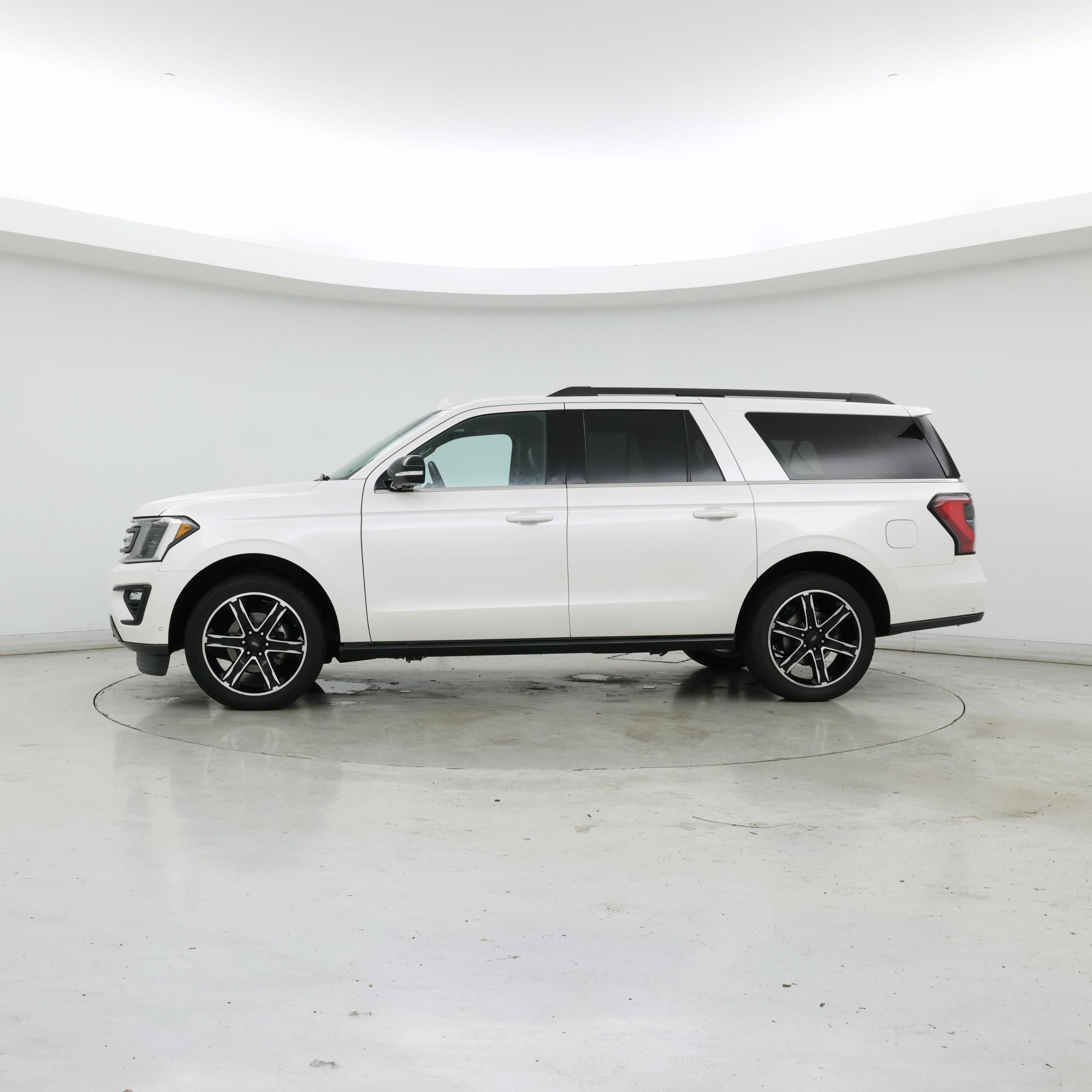 Thumbnail: 2019 Ford Expedition - 3