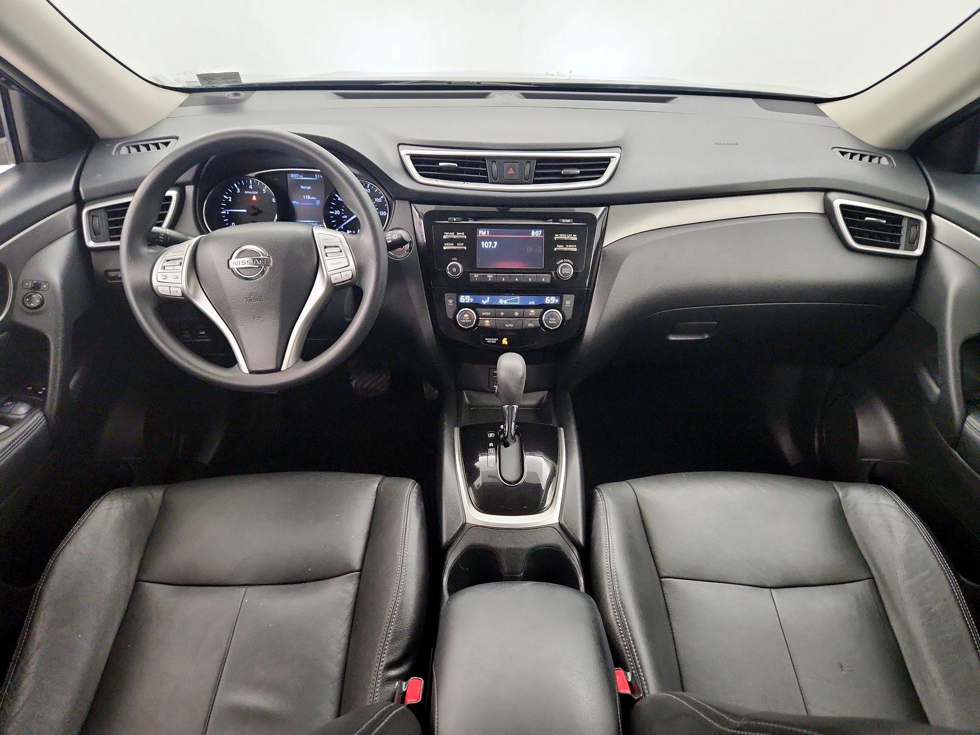 Thumbnail: 2015 Nissan Rogue - 9