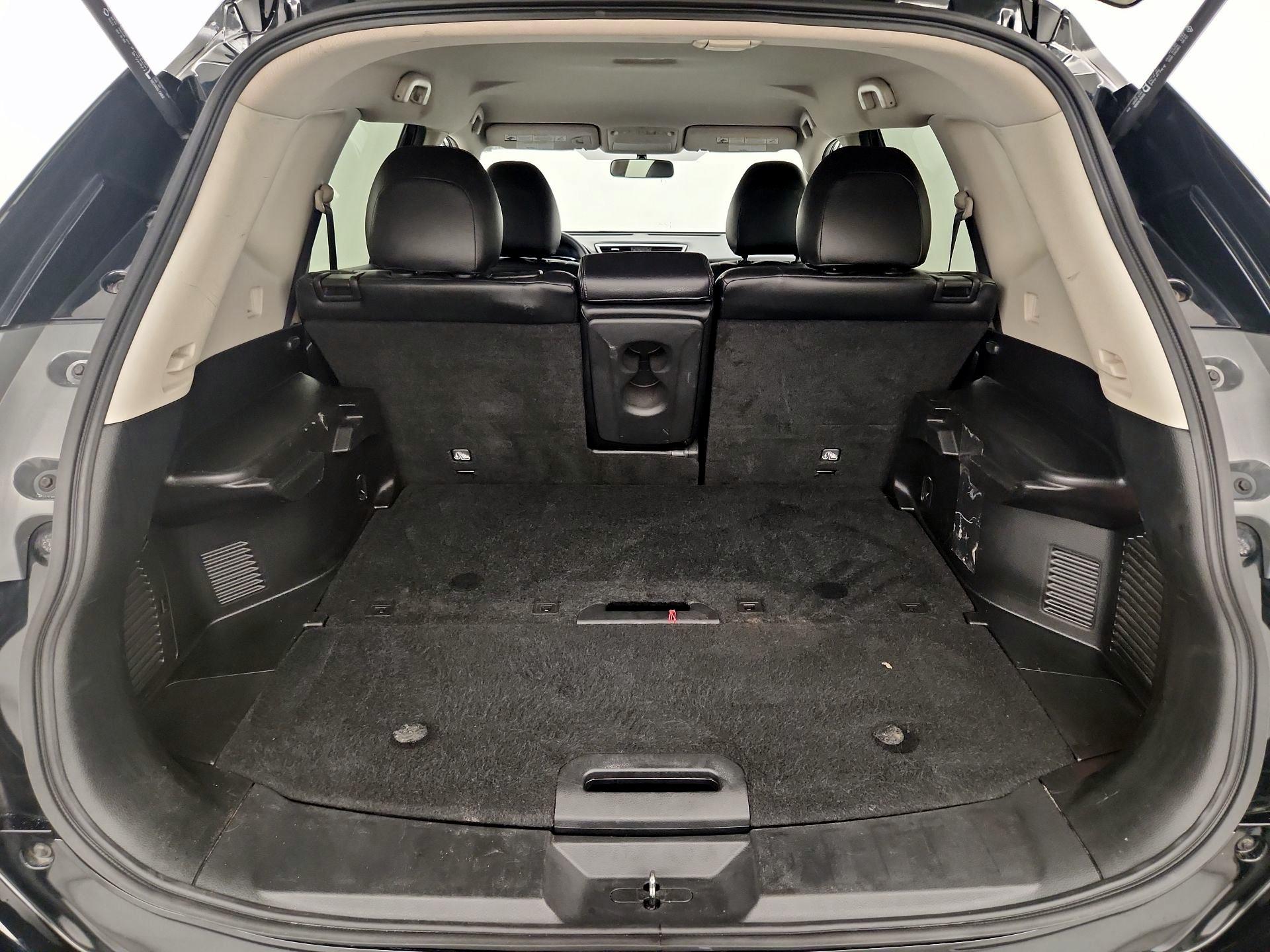 Thumbnail: 2015 Nissan Rogue - 20