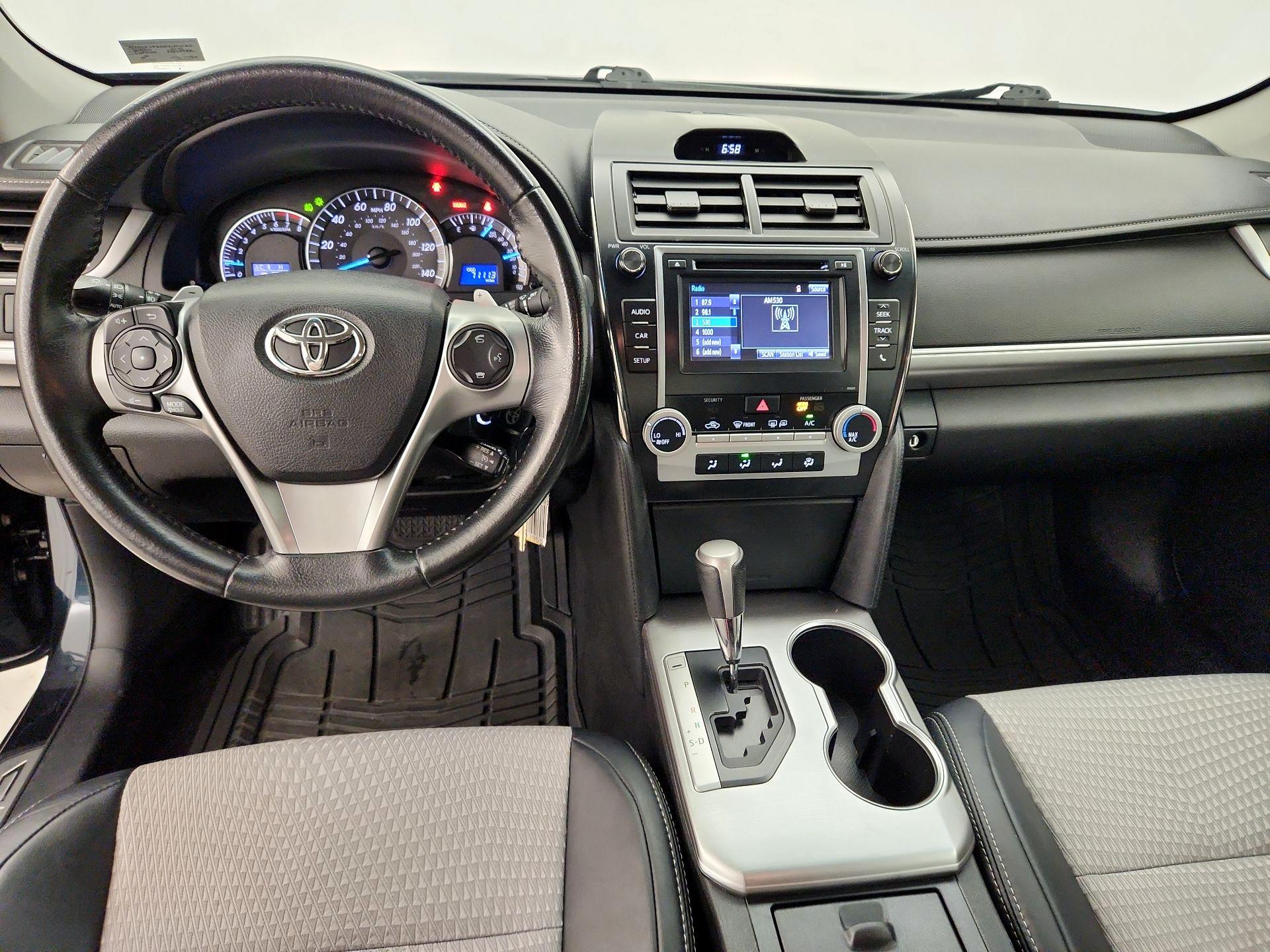 Thumbnail: 2014 Toyota Camry - 9