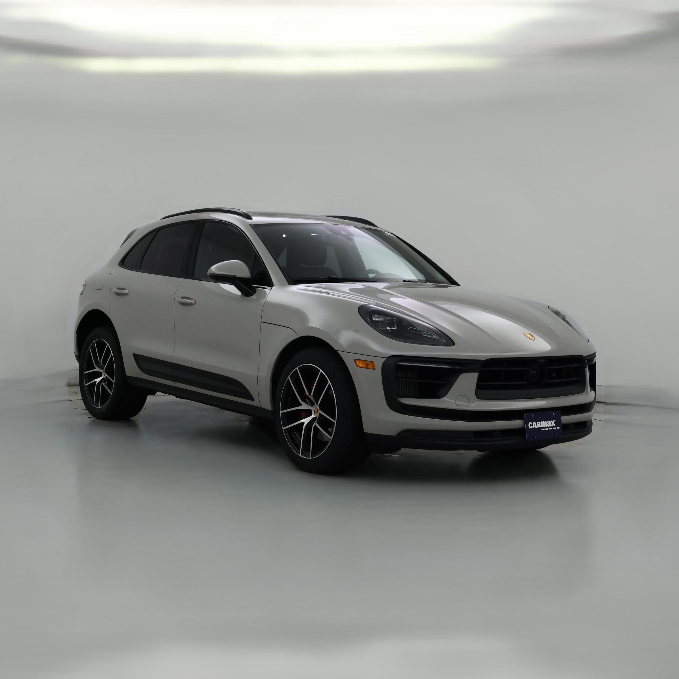Thumbnail: 2024 Porsche Macan - 1