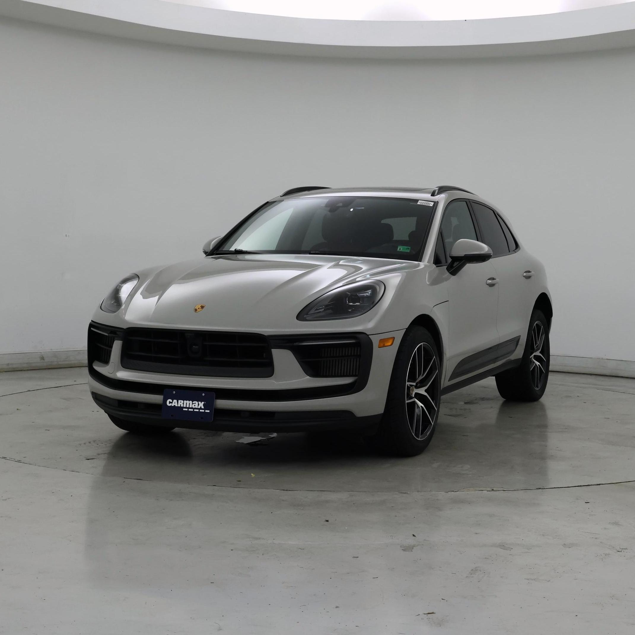 Thumbnail: 2024 Porsche Macan - 4