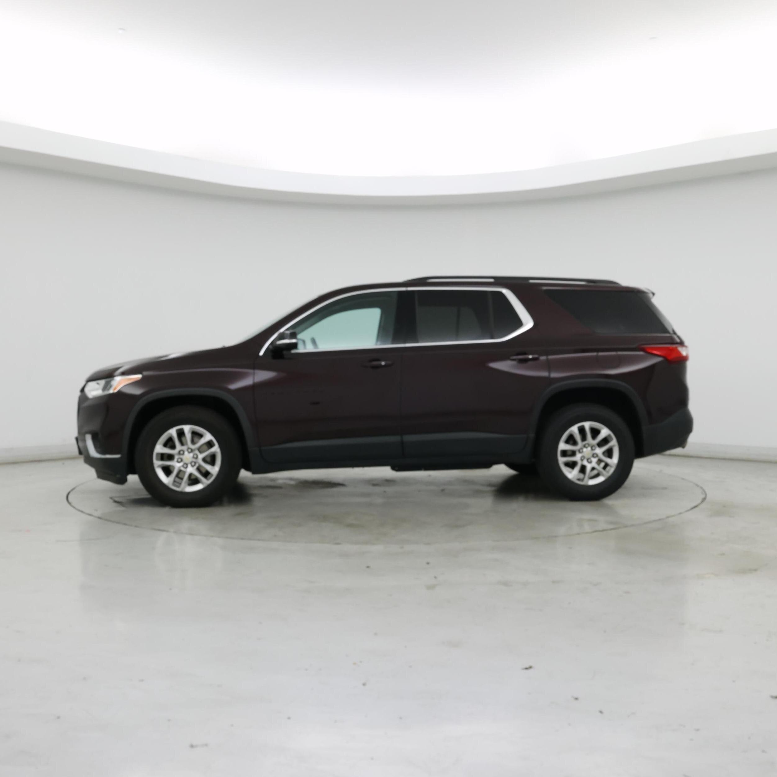 Thumbnail: 2019 Chevrolet Traverse - 3
