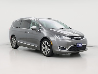 Gray 2017 Chrysler Pacifica Limited
