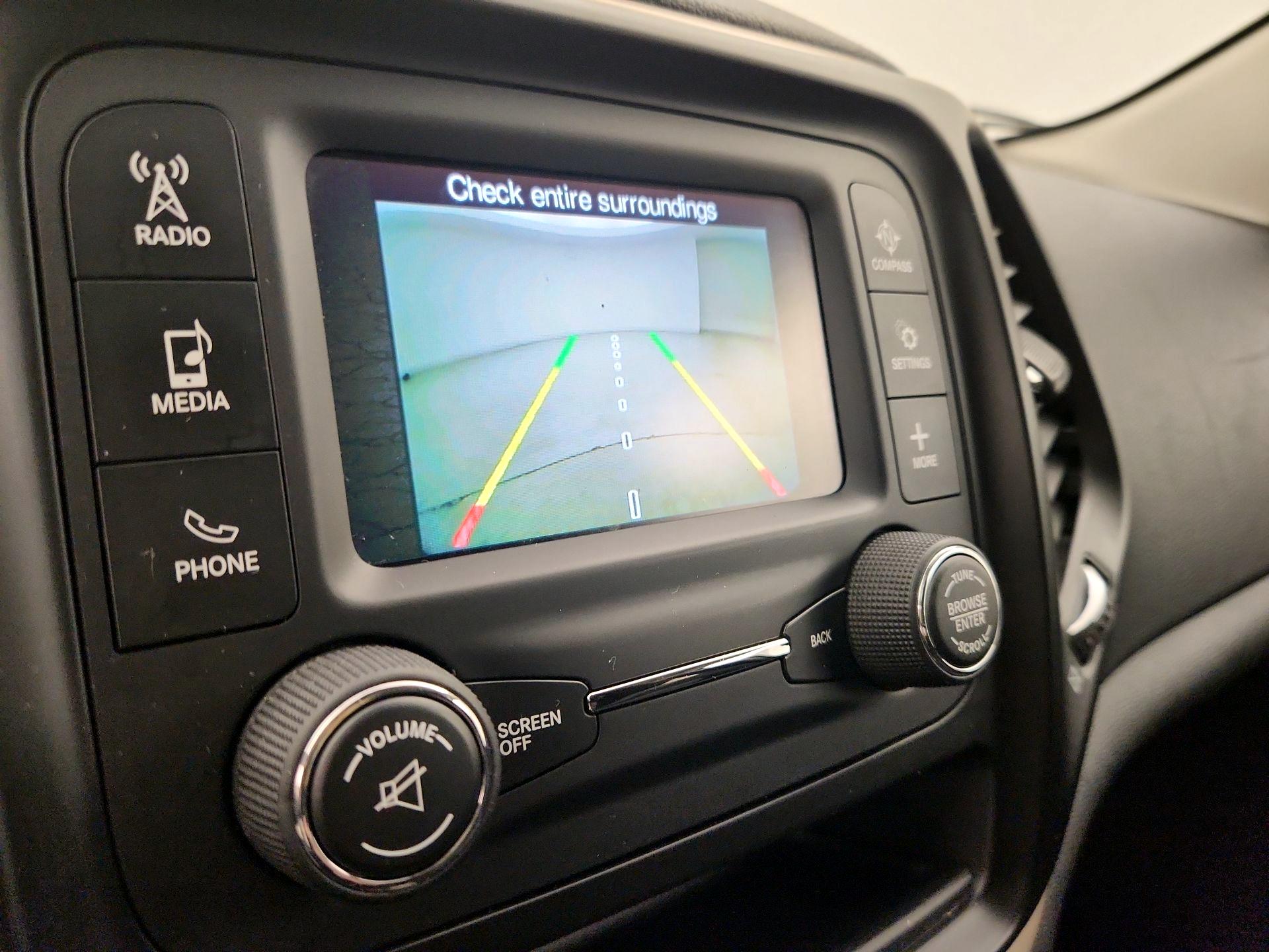 Thumbnail: 2015 Jeep Cherokee - 14
