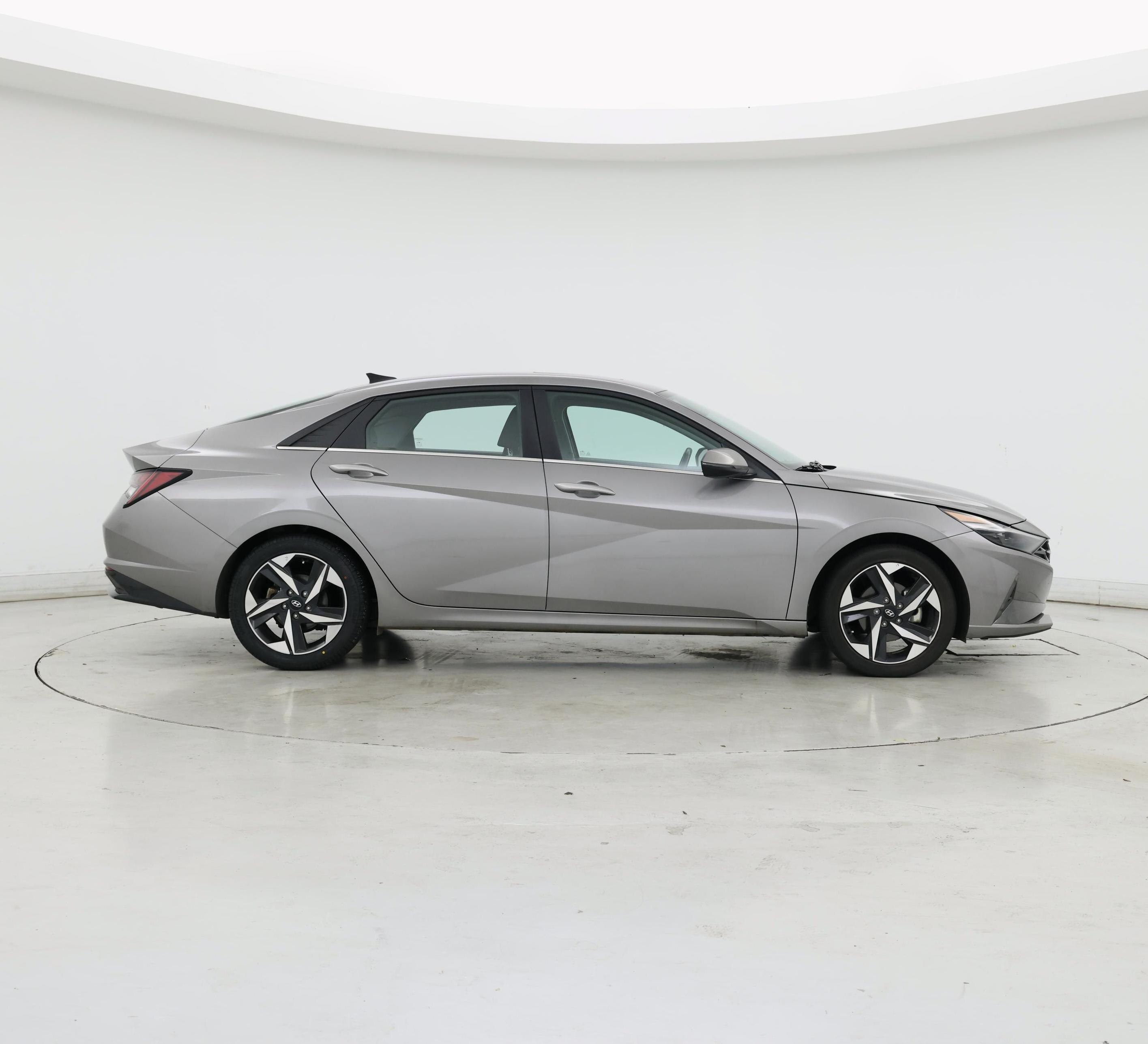 Thumbnail: 2022 Hyundai Elantra - 7