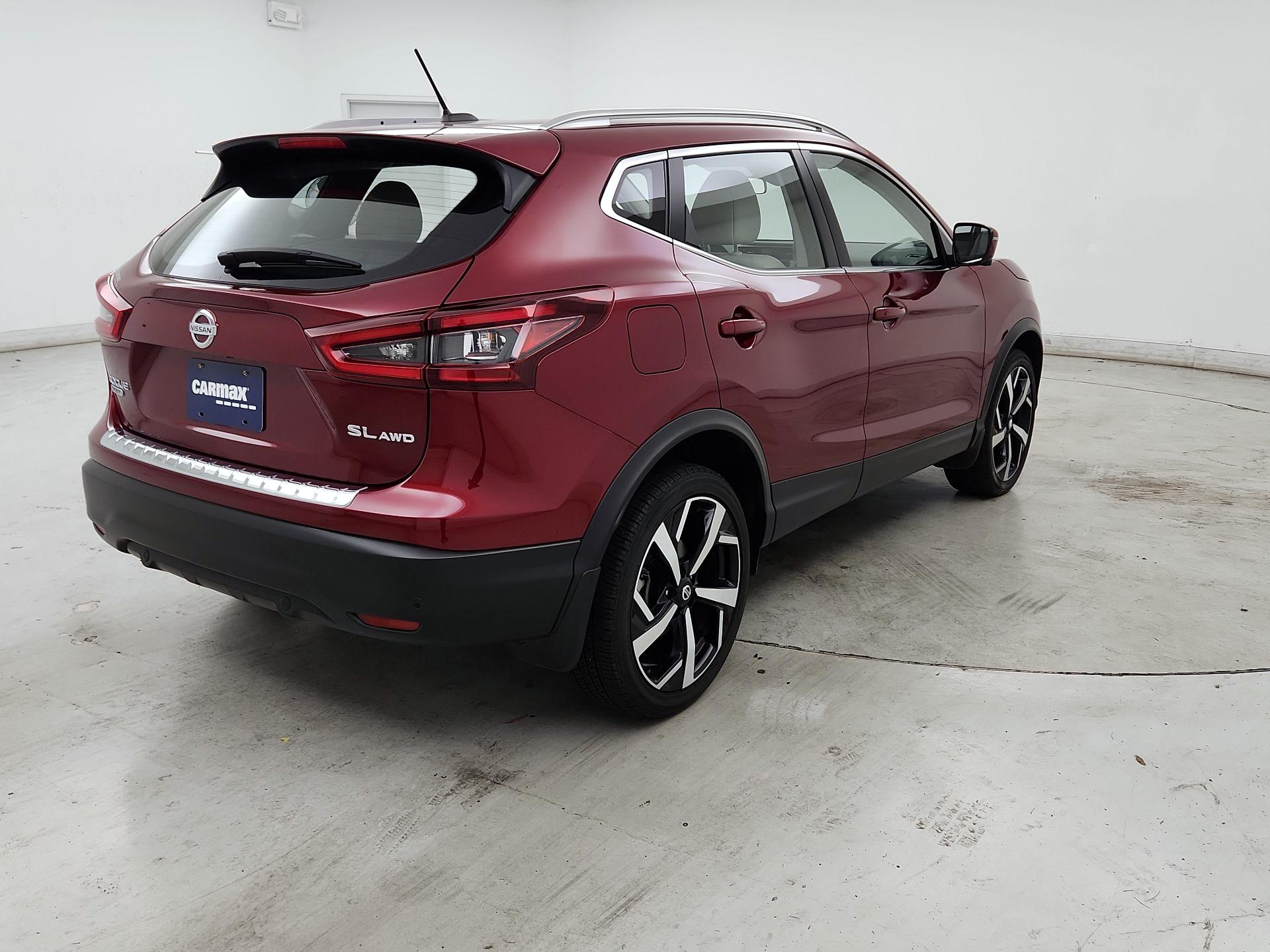 Thumbnail: 2022 Nissan Rogue Sport - 5