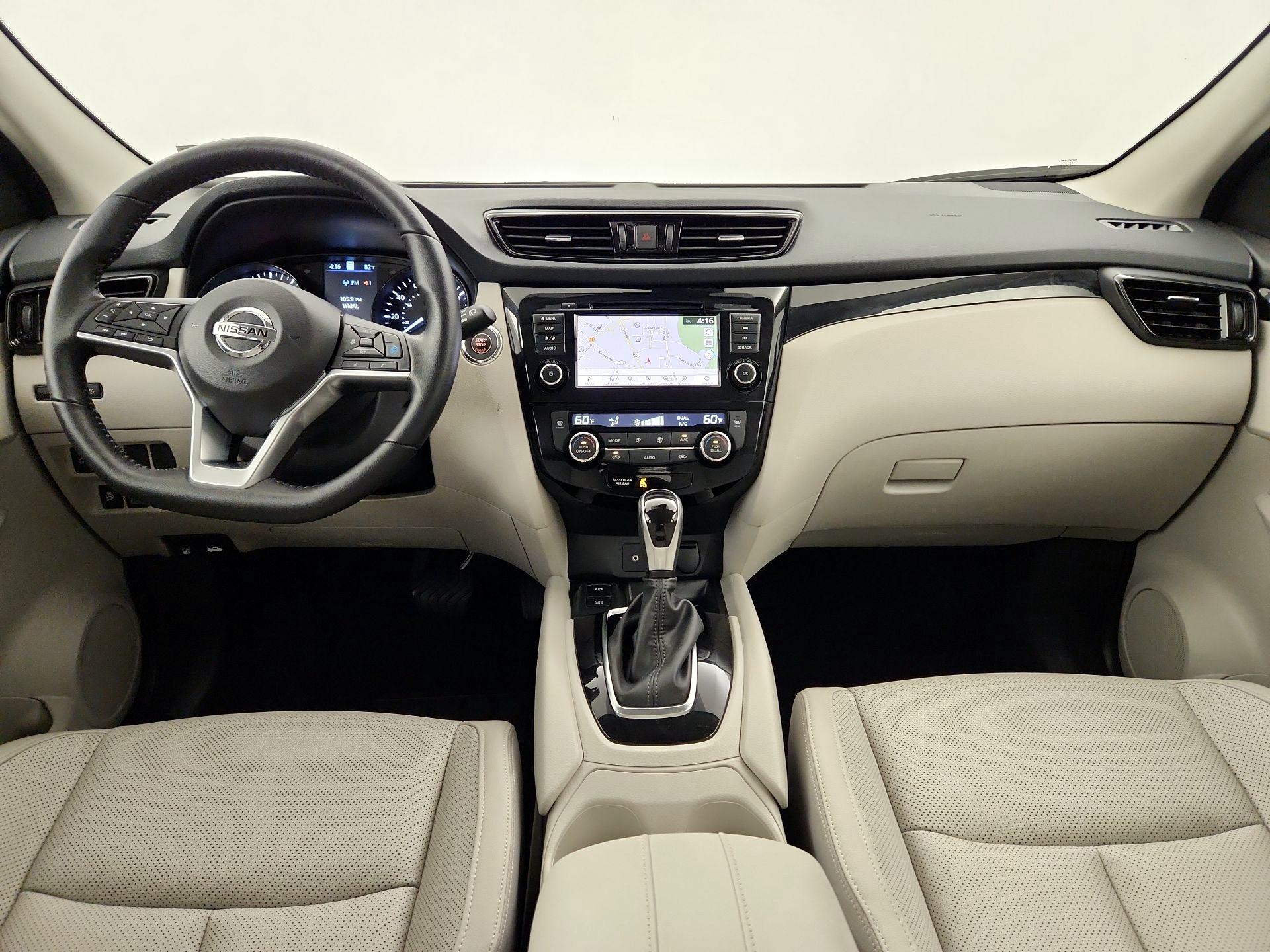 Thumbnail: 2022 Nissan Rogue Sport - 8