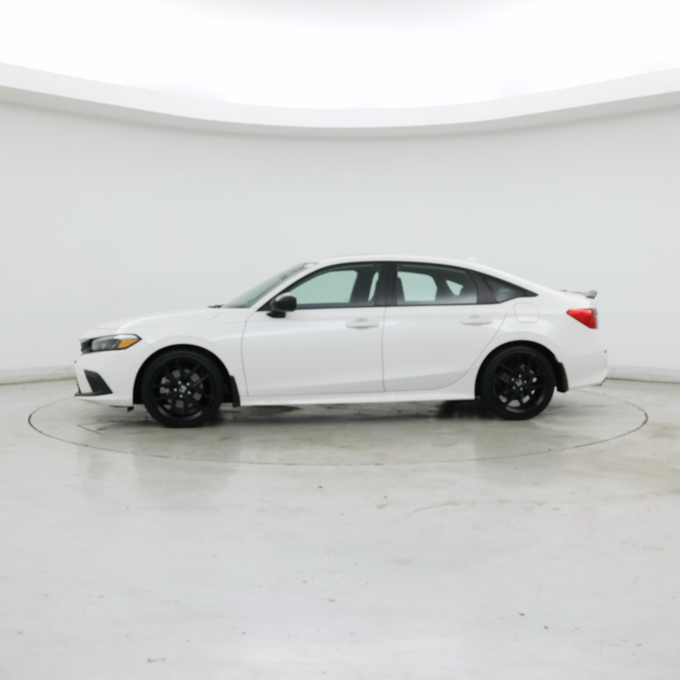Thumbnail: 2024 Honda Civic - 3