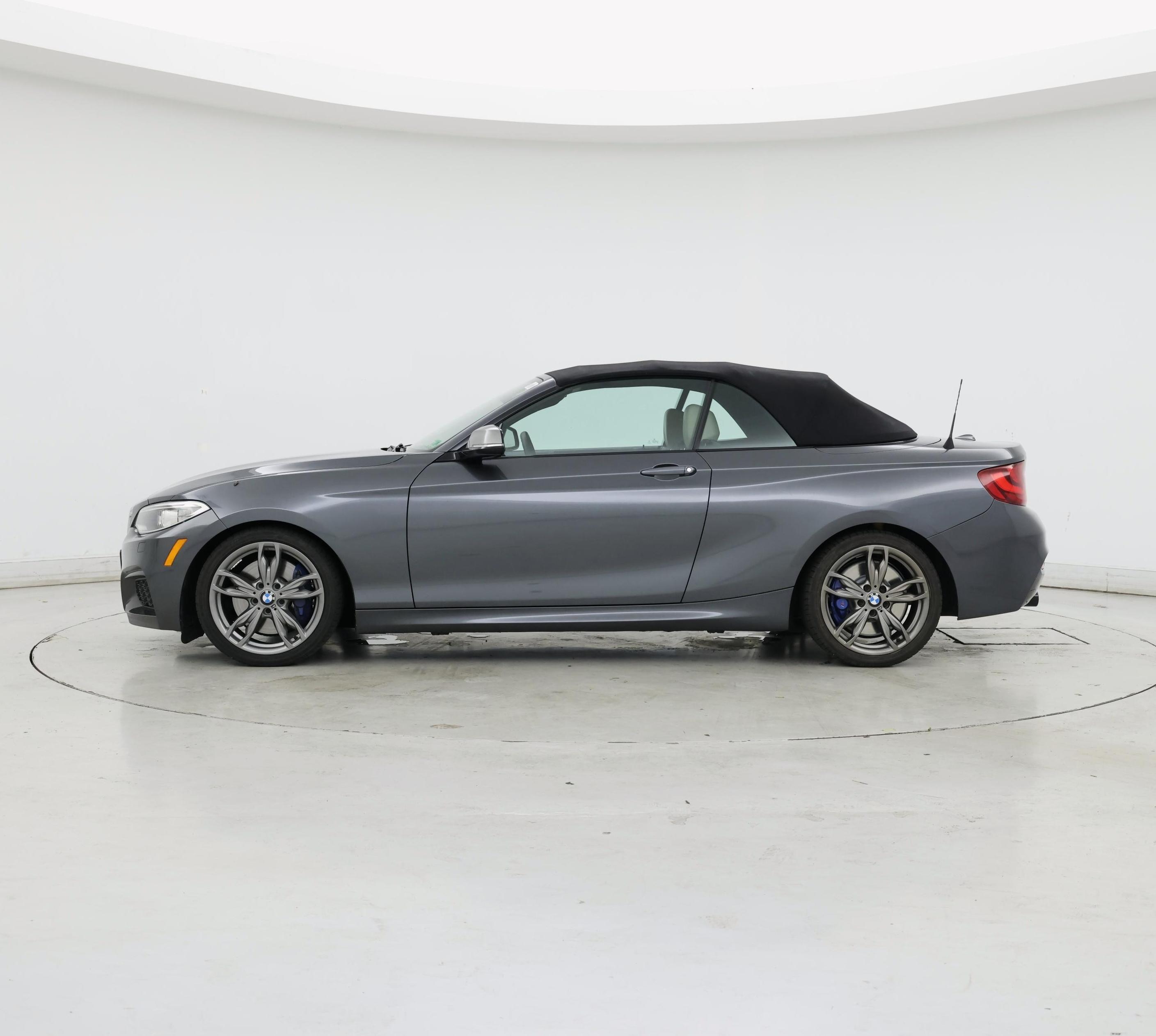 Thumbnail: 2015 BMW 2 Series - 3