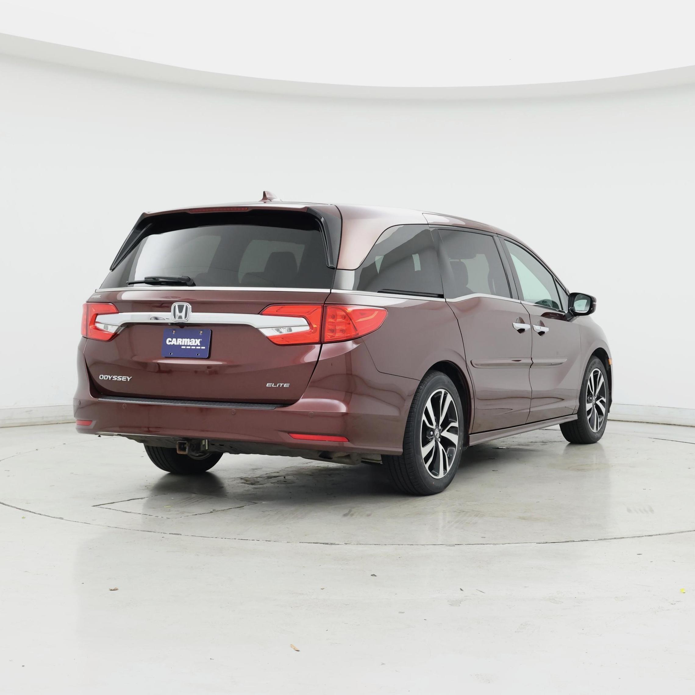 Thumbnail: 2018 Honda Odyssey - 8