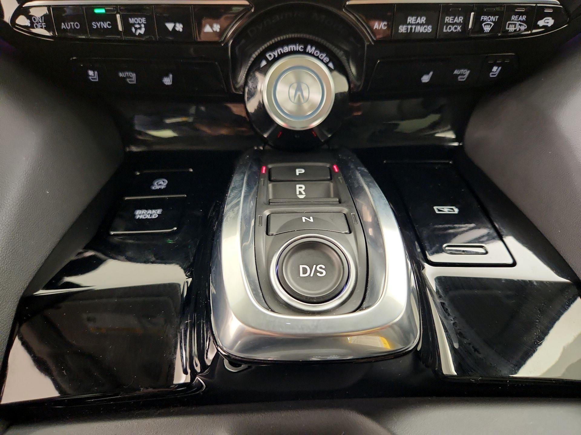 Thumbnail: 2022 Acura MDX - 16