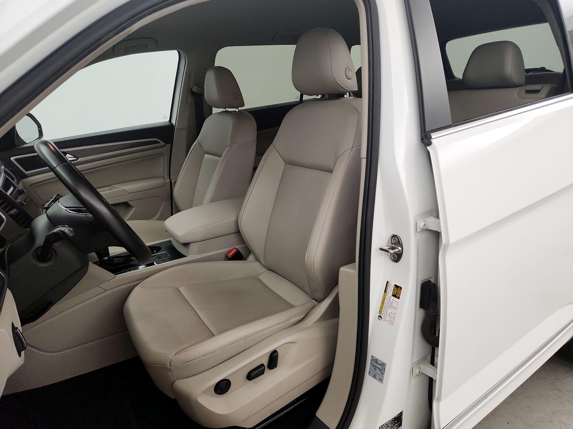 Thumbnail: 2019 Volkswagen Atlas - 11