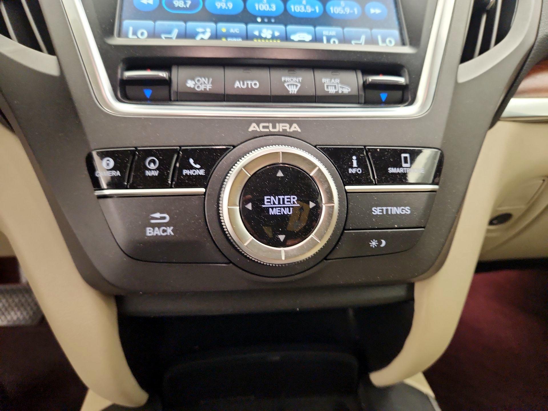 Thumbnail: 2018 Acura MDX - 17