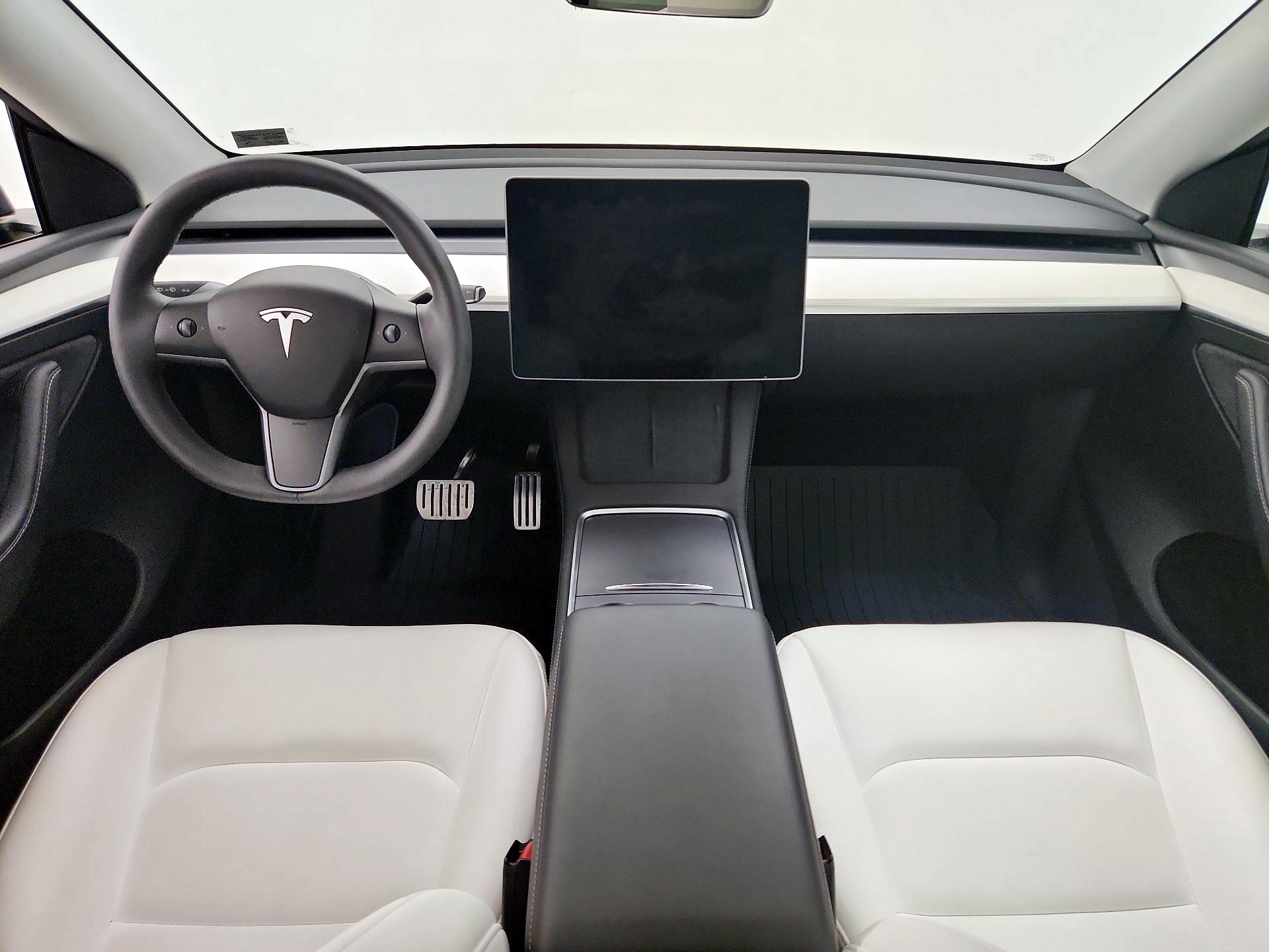 Thumbnail: 2023 Tesla Model Y - 9