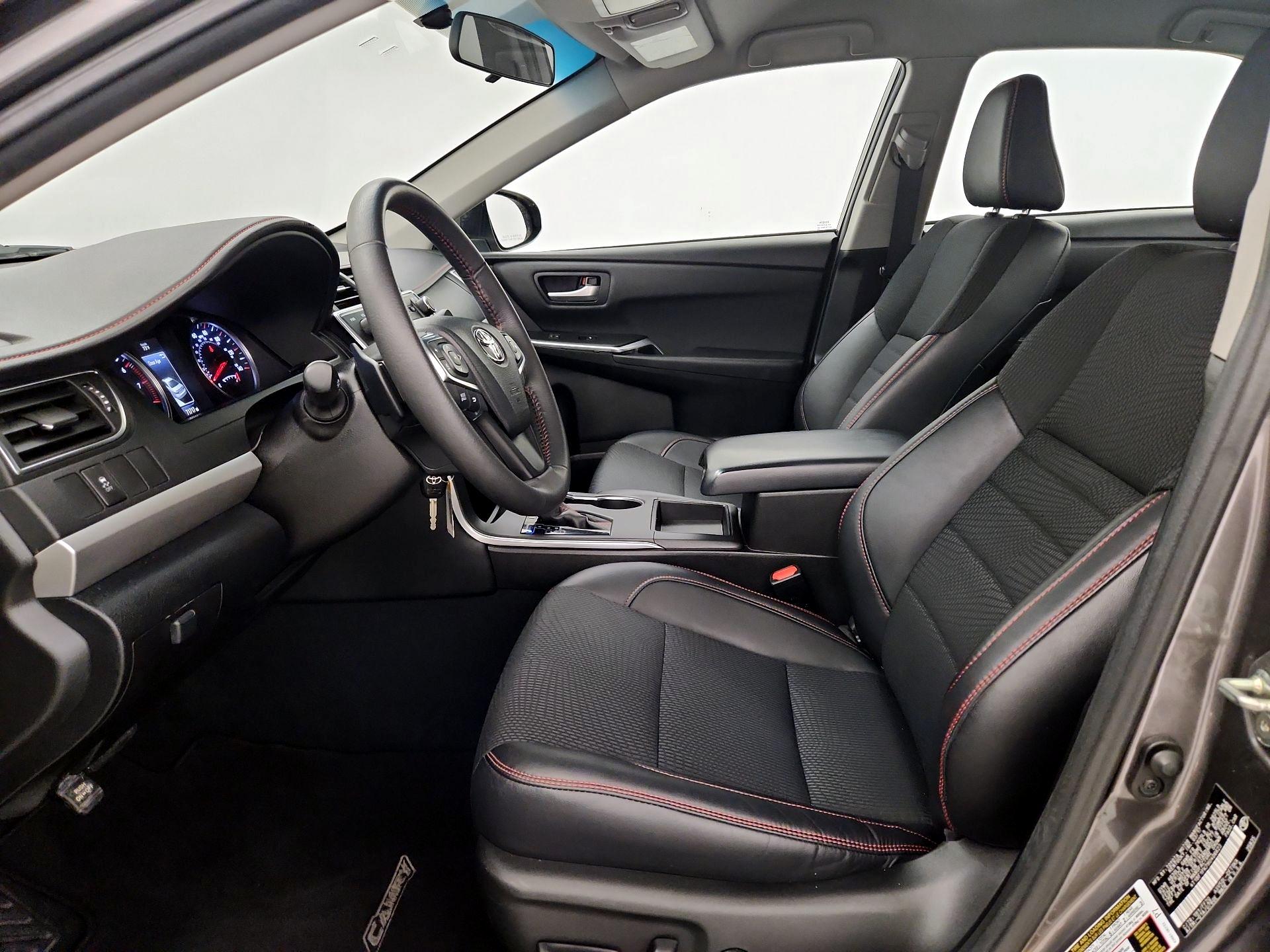 Thumbnail: 2017 Toyota Camry - 11