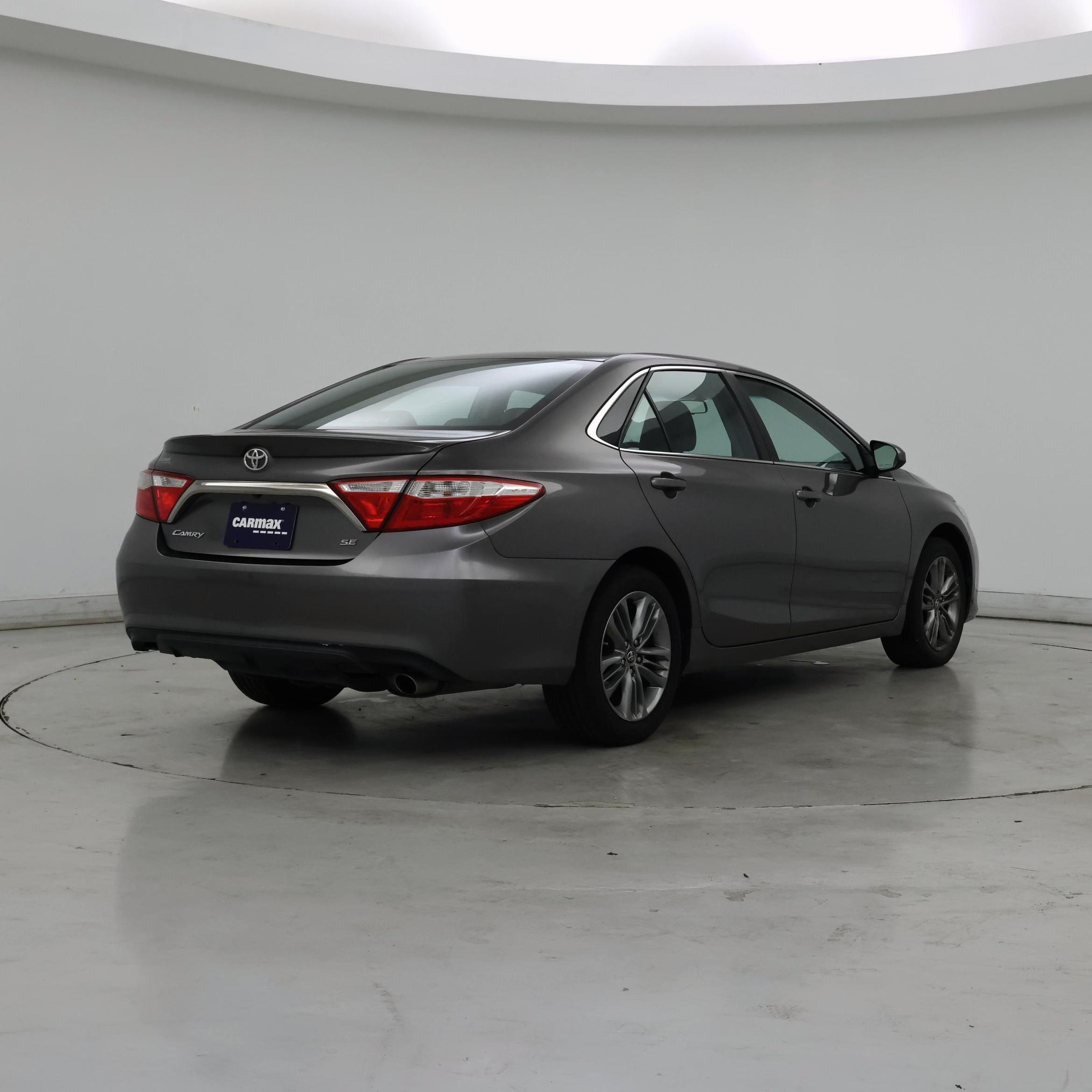 Thumbnail: 2017 Toyota Camry - 8