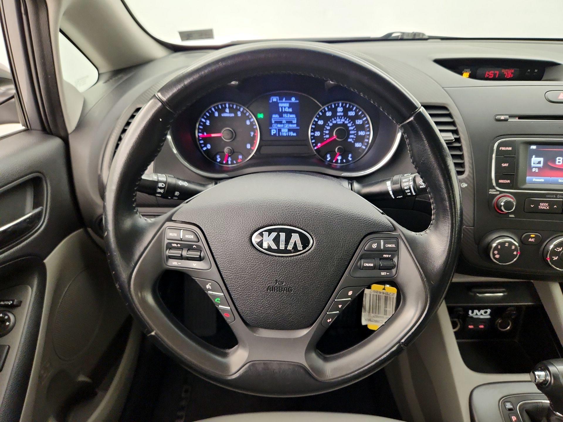 Thumbnail: 2015 Kia Forte - 10